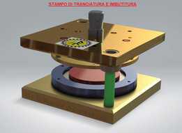 Stampo di tranciatura e imbutitura