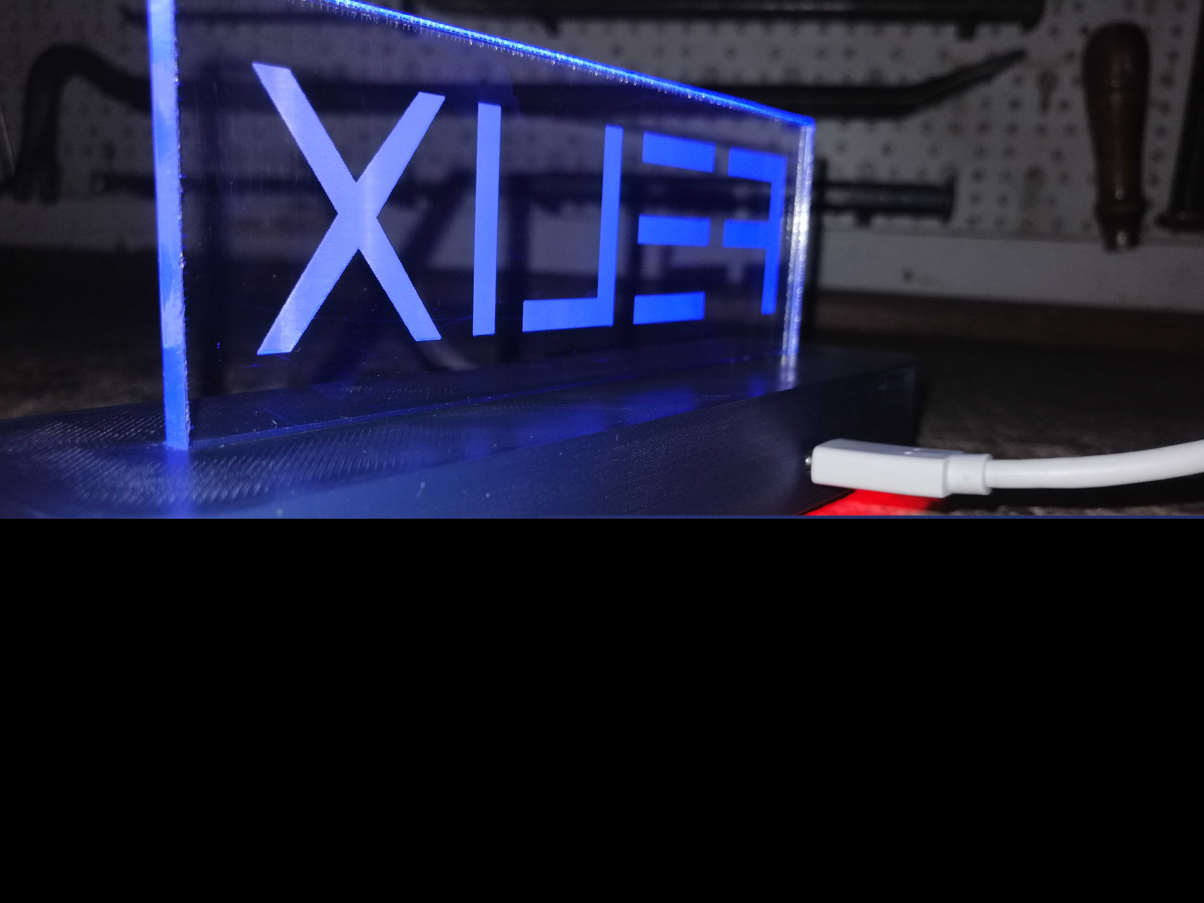 LED 标牌 - 数字 LED WI-FI 和 WLED