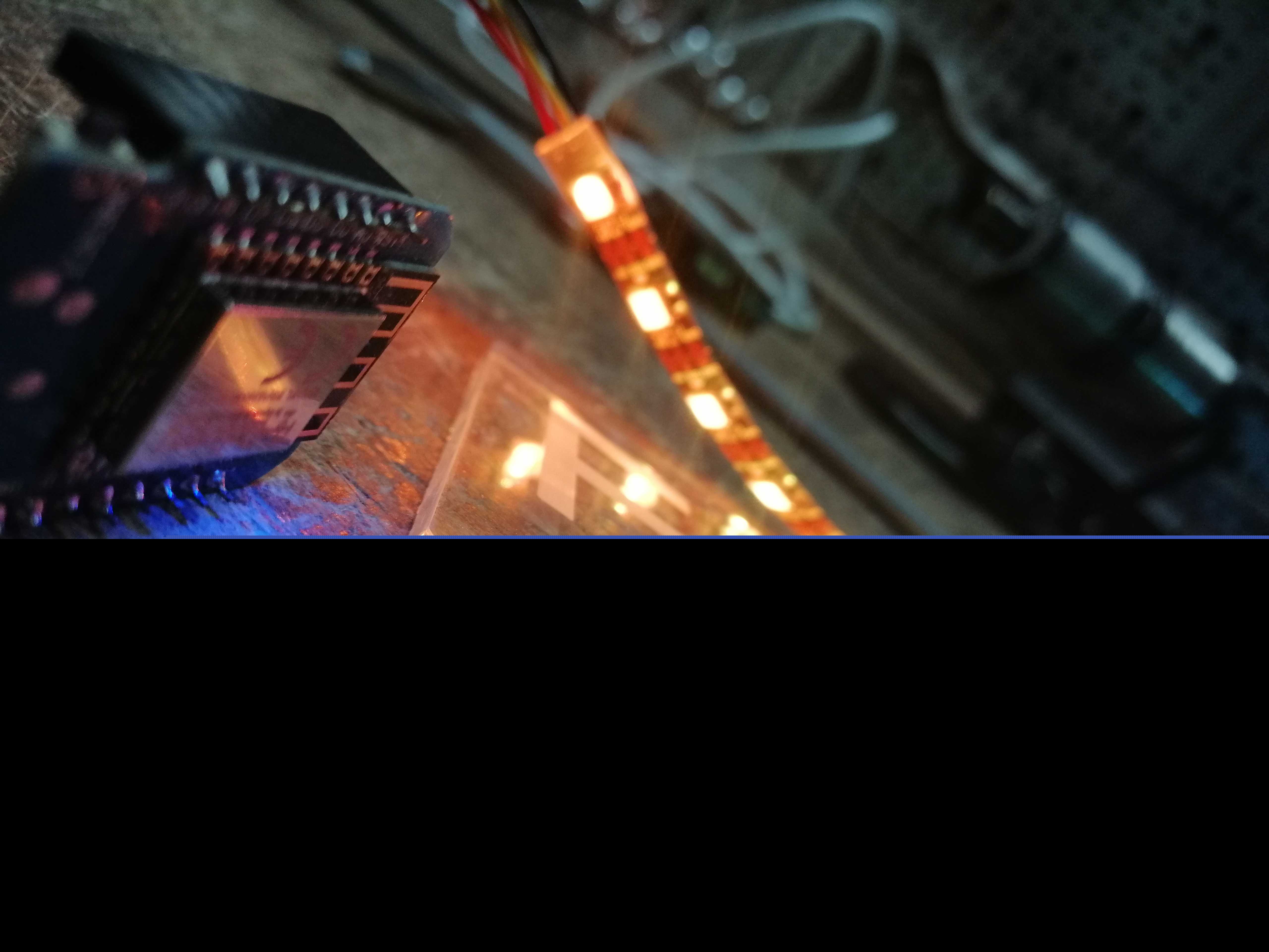 LED 标牌 - 数字 LED WI-FI 和 WLED