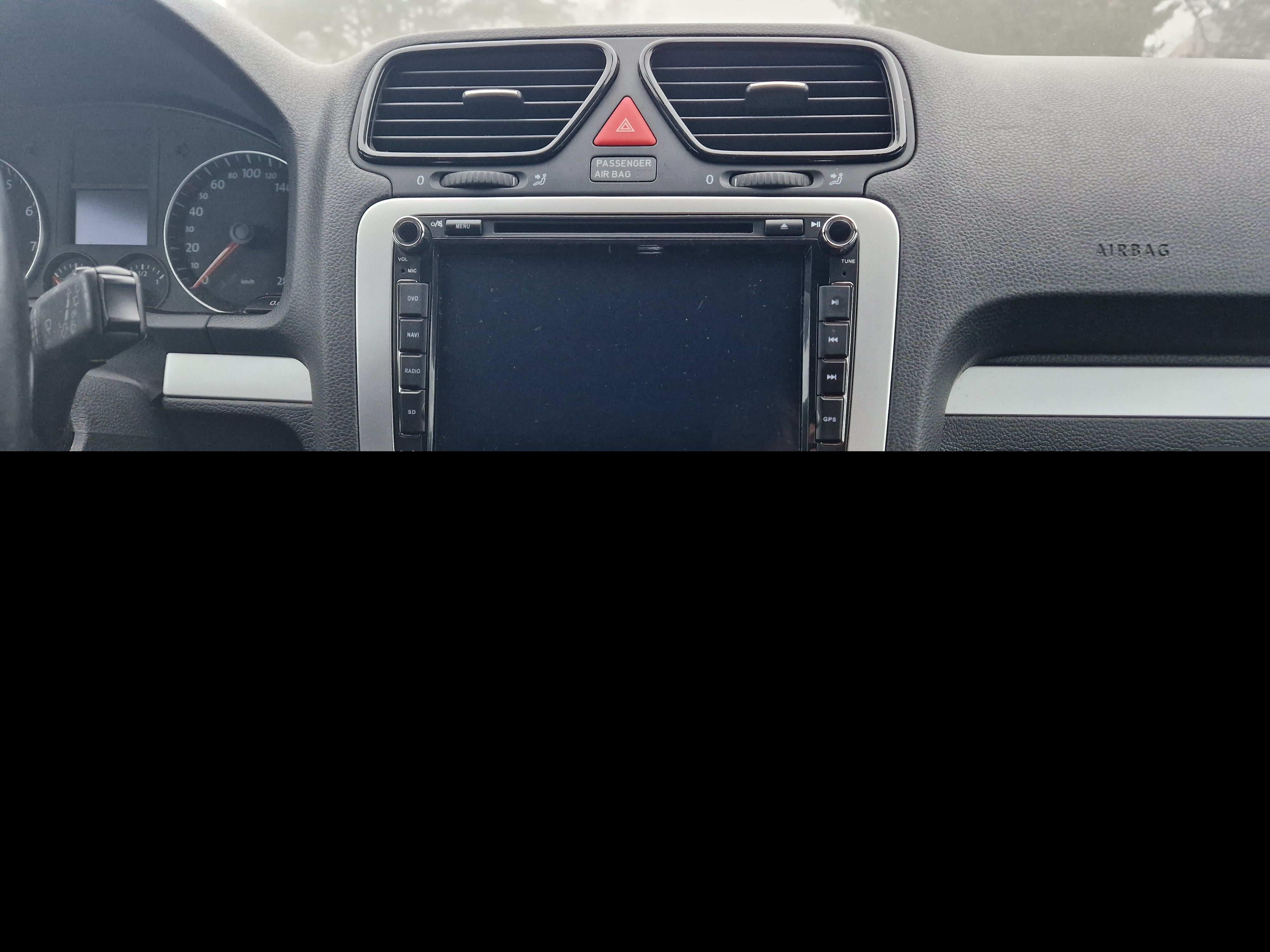���� Scirocco MK3 �� USB ��չ��
