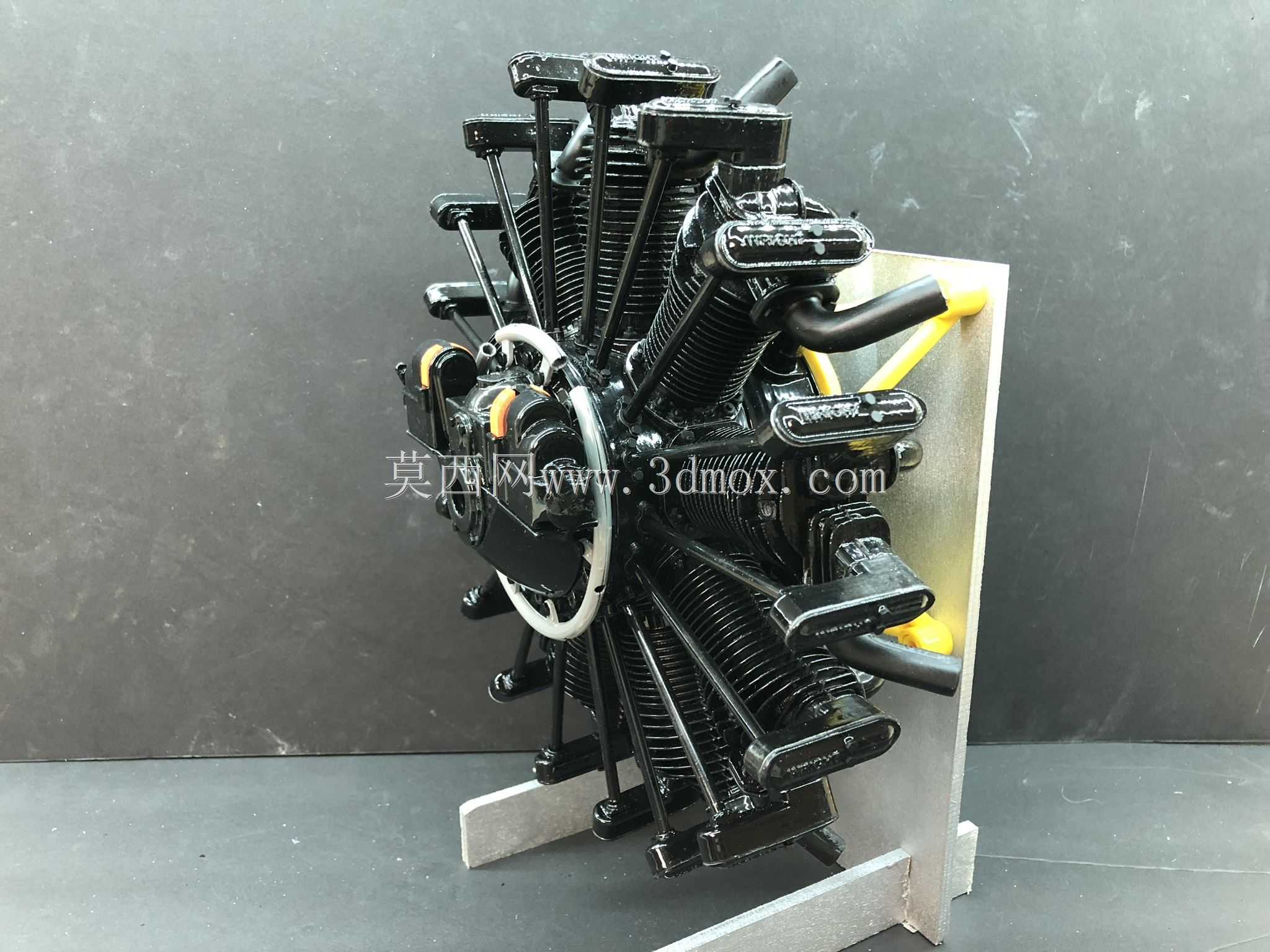 Wright R-790旋风