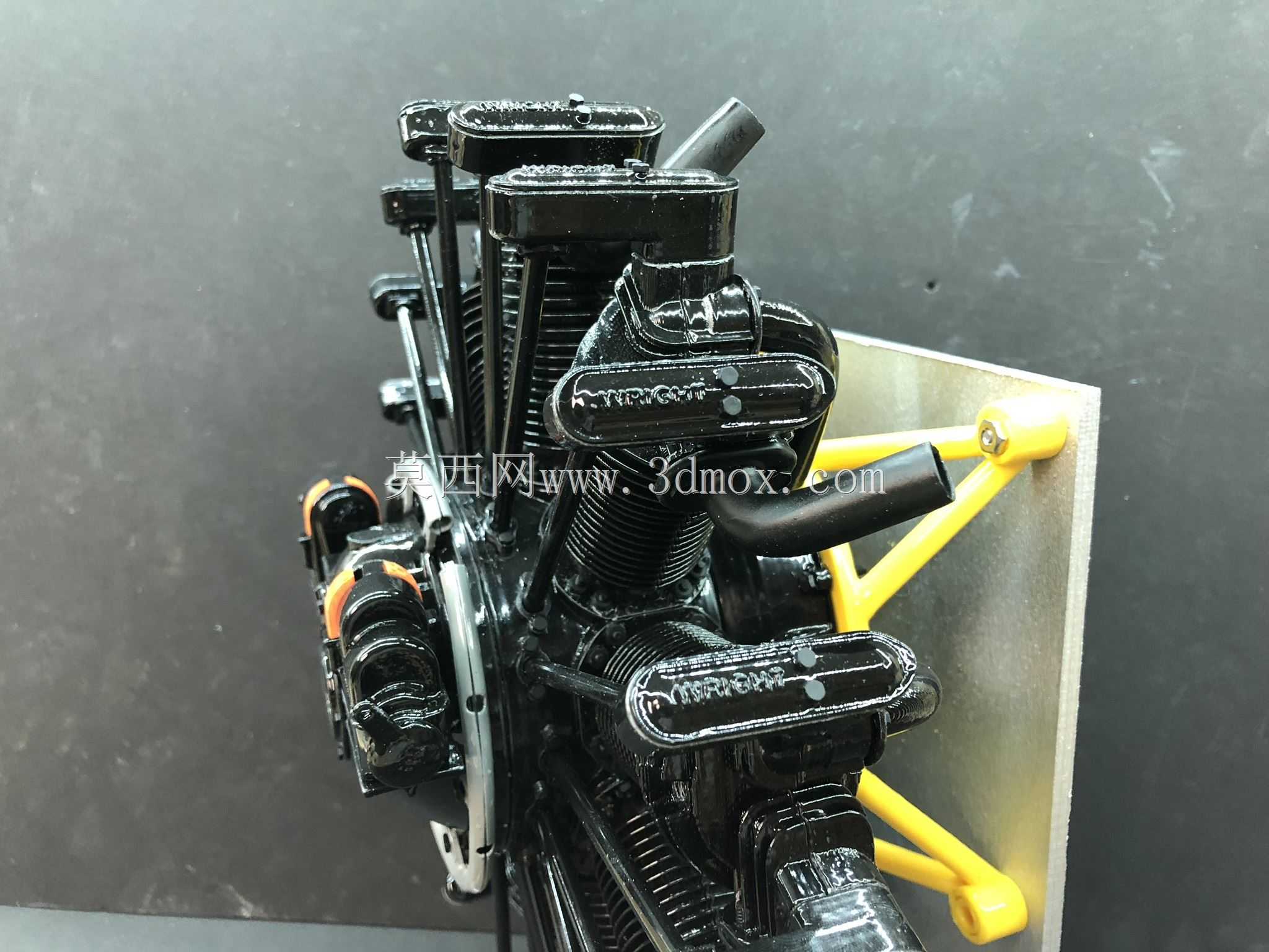 Wright R-790旋风