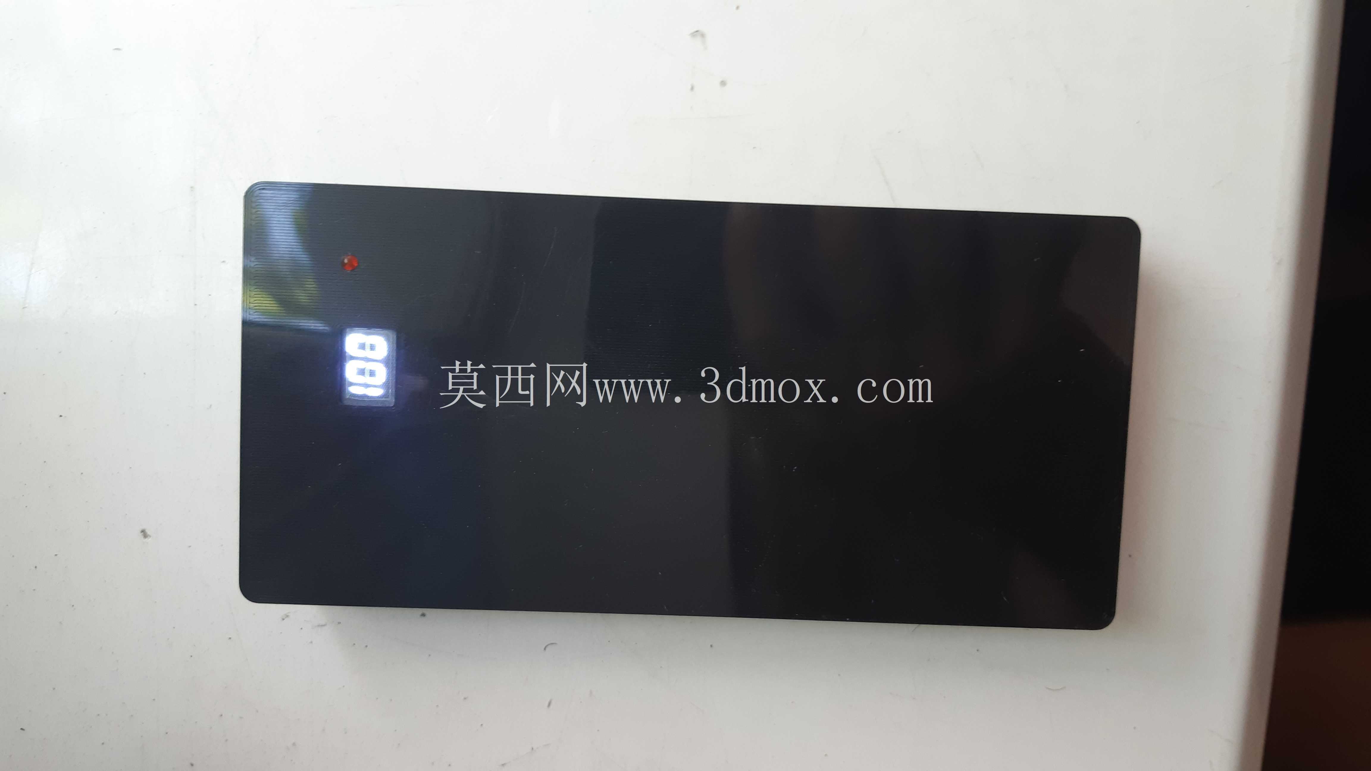 QC4.0 QC3.0 LED双USB 5V 4.5A 22.5W