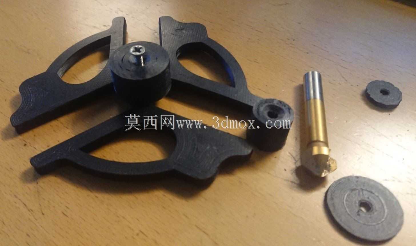 用于 EMCO Maximat 11 库存 3 爪卡盘的卡盘支架