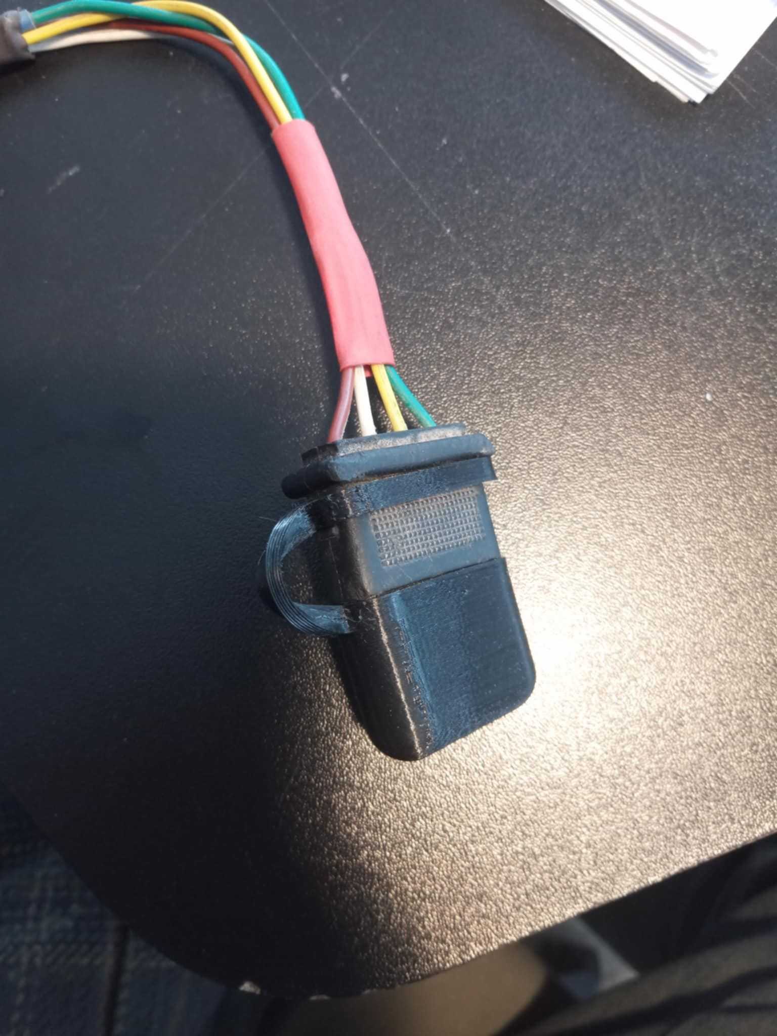 4线拖车连接器盖