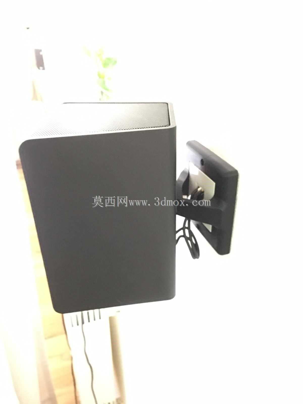 适用于 Gira 音频插头的 Dolby Surround 5.1 扬声器支架