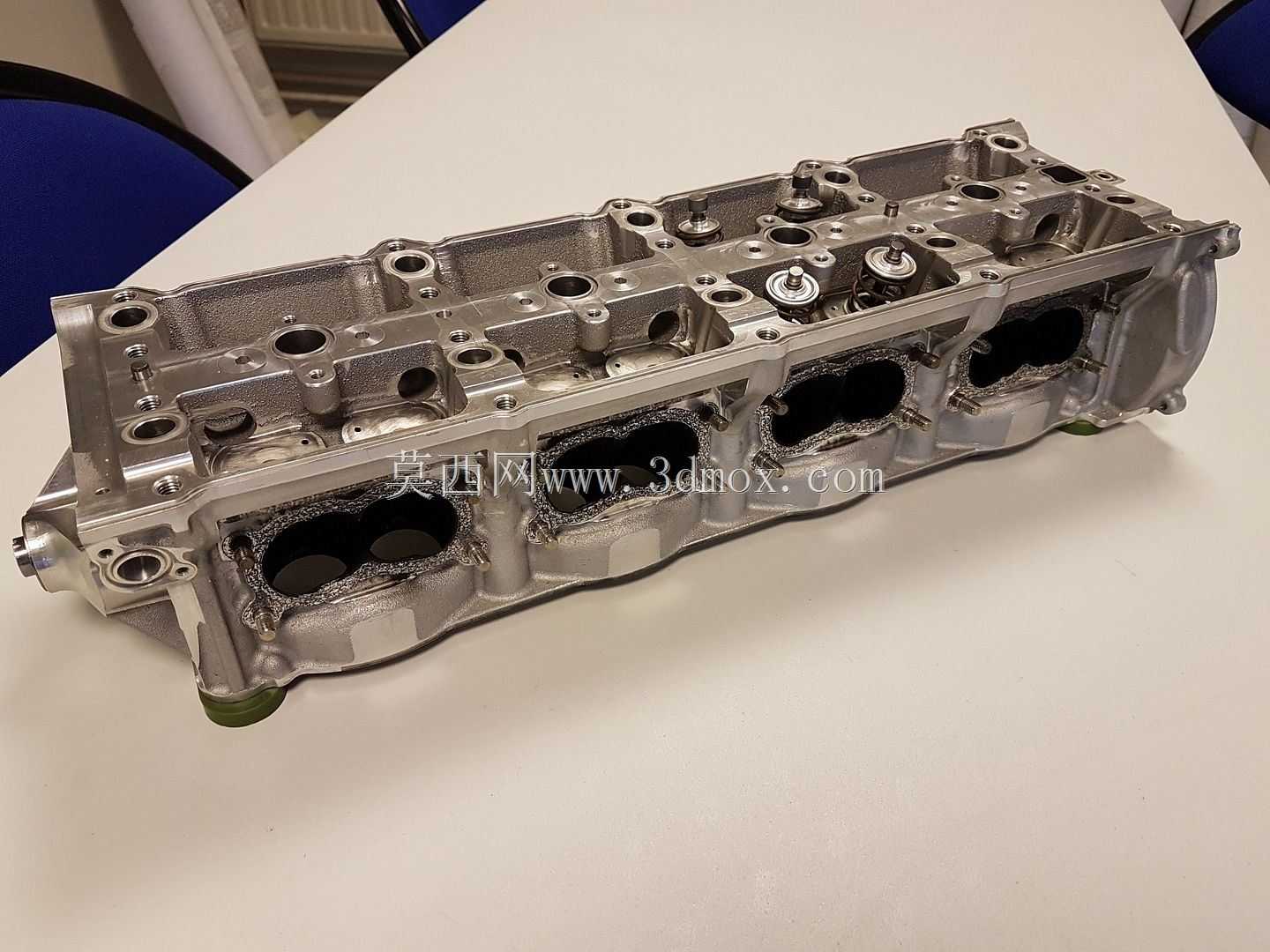 F1������-F10V90