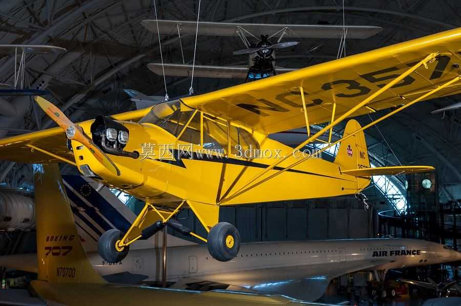 Piper J-3 Cub(可编辑和可扩展套件)123个零件