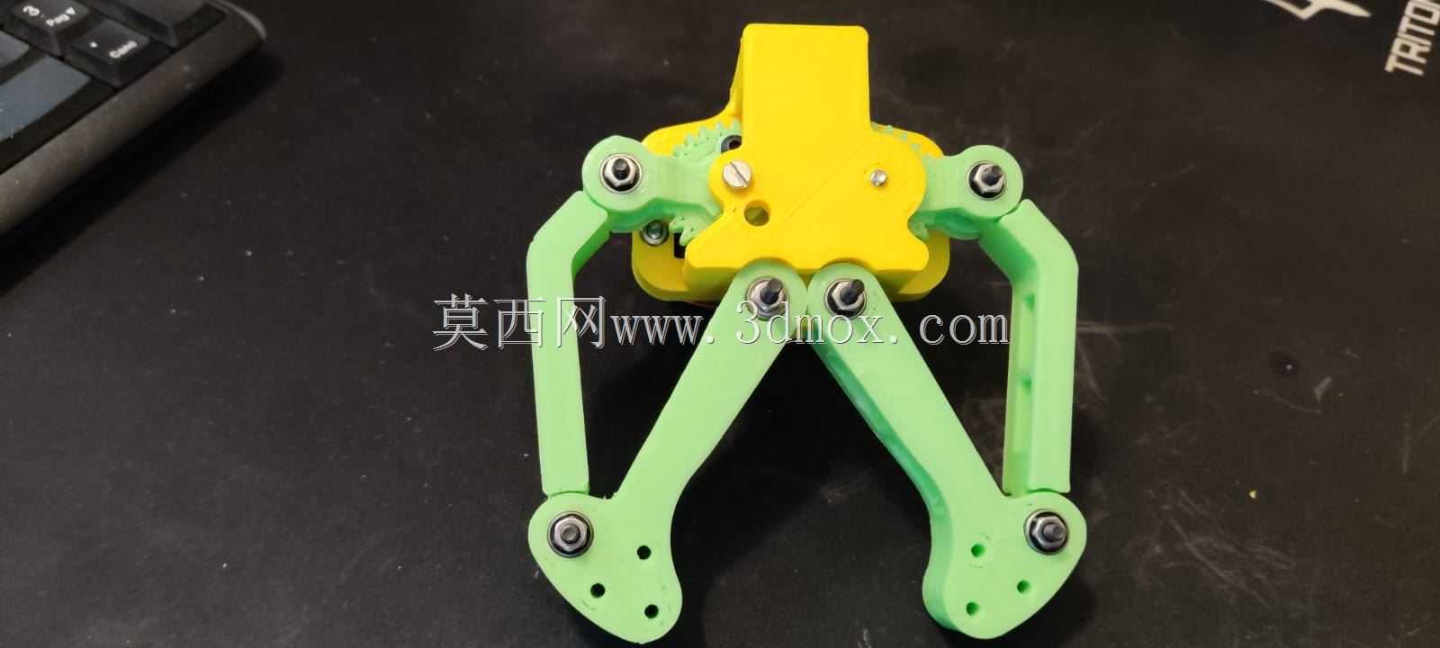 用于3D打印v.2的铰接式夹持器