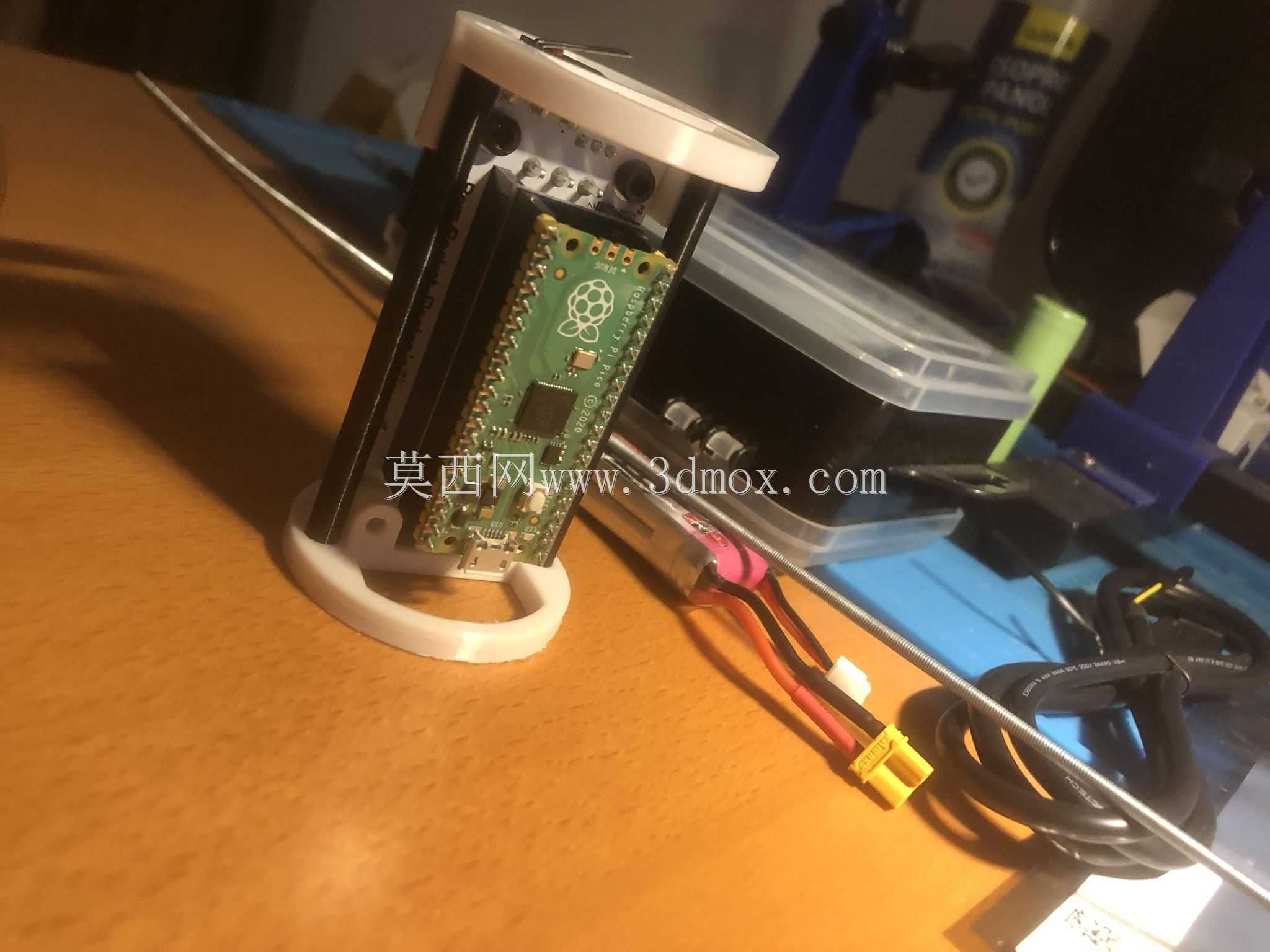 Avionic Berry Rocket n��1��