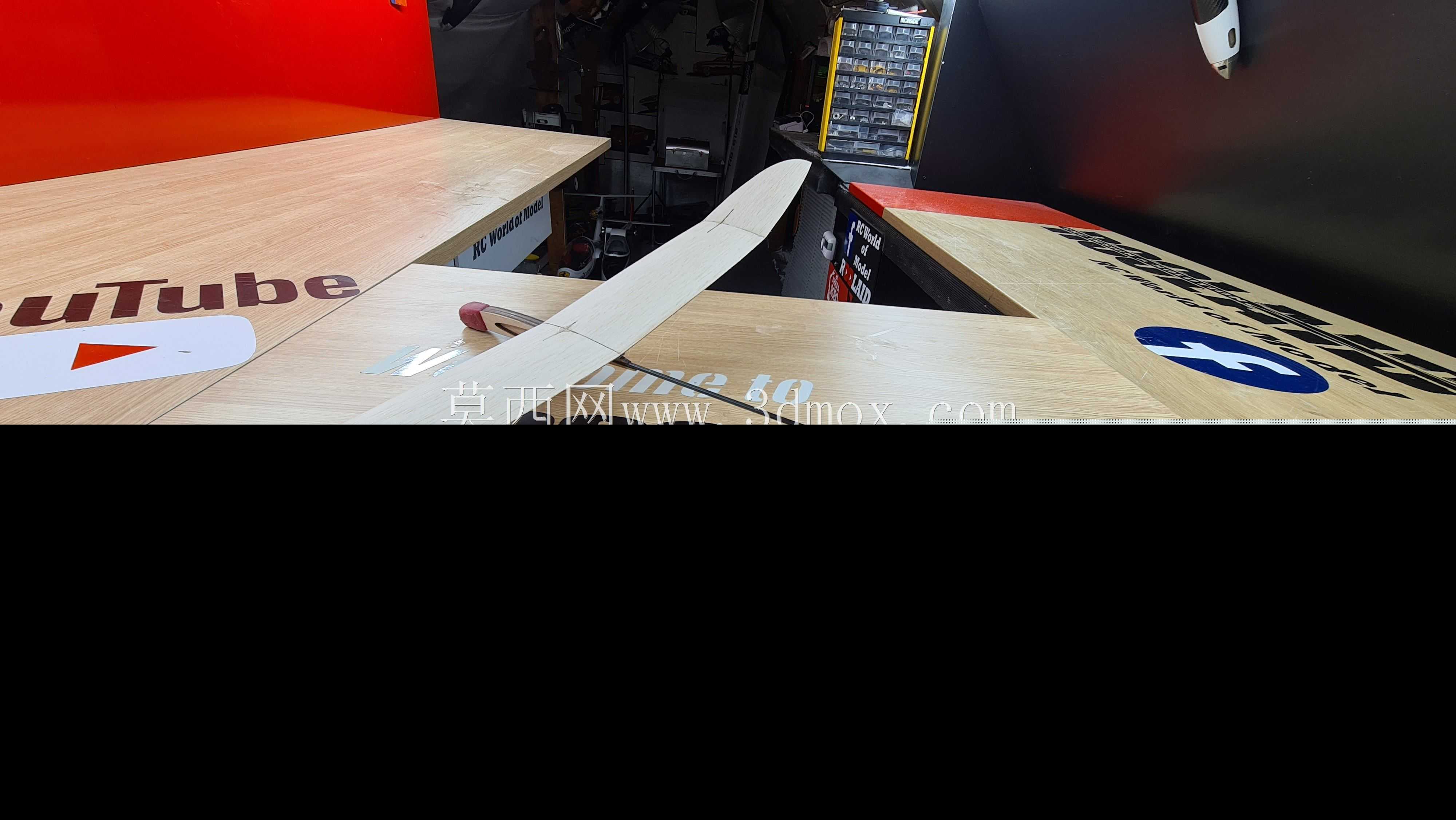 免费飞行DLG模型飞机