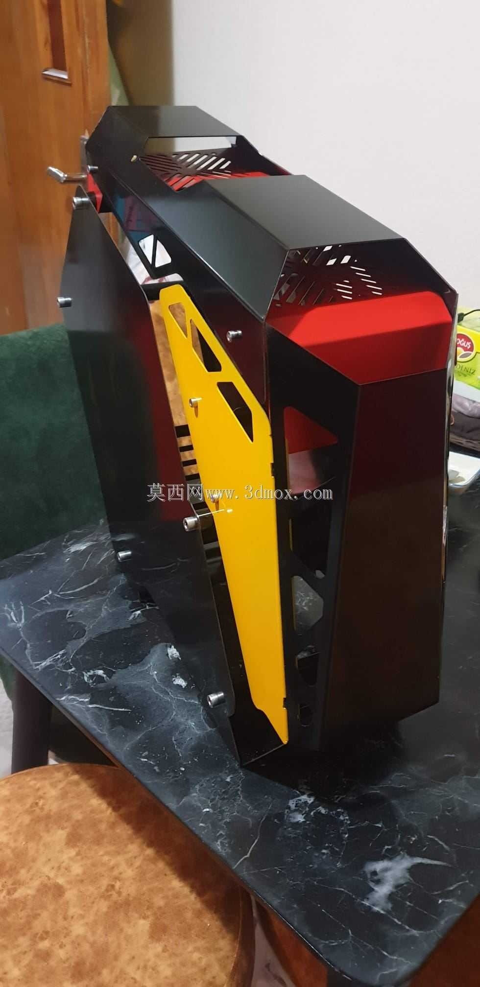 电脑机箱