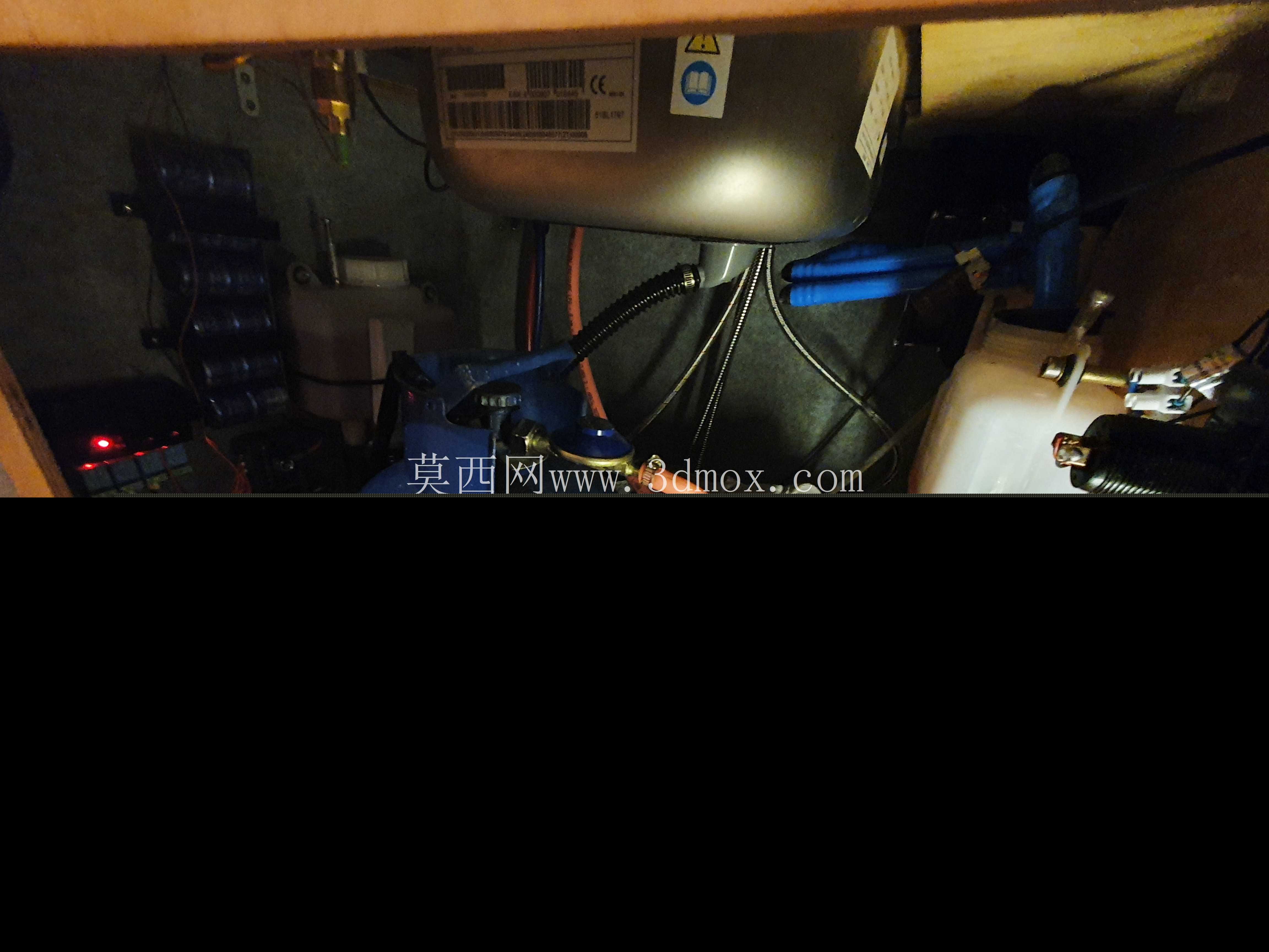 露营车内饰 - 雷诺大师低负载器