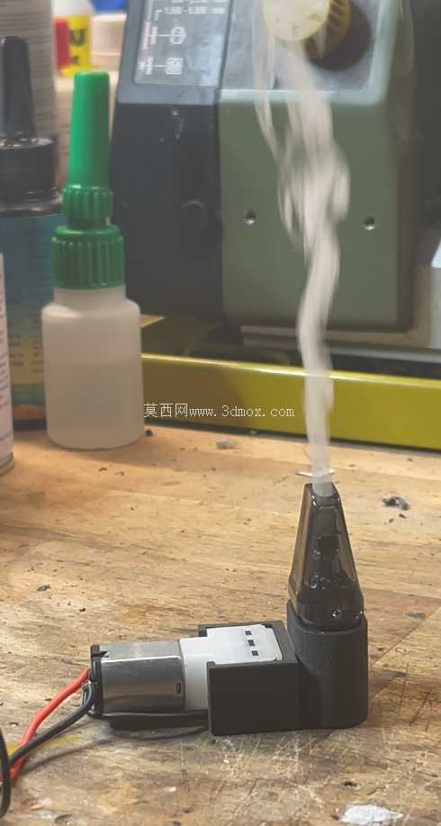  RCģ�͵�΢������������3.7V 