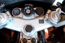����VFR800��ѹ��/�Ǳ���