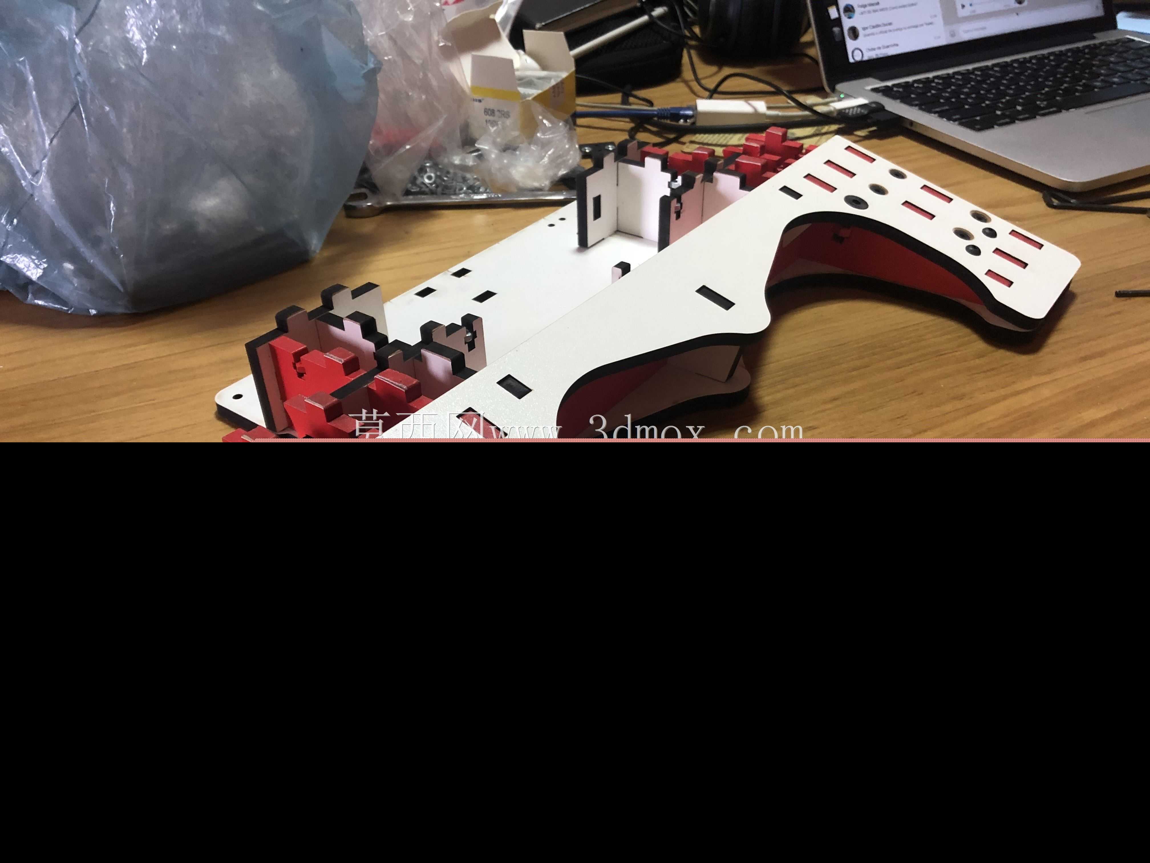 迷你曲棍球机器人 V1.0