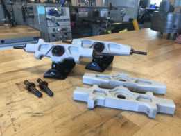 ���� Avenue Trucks 