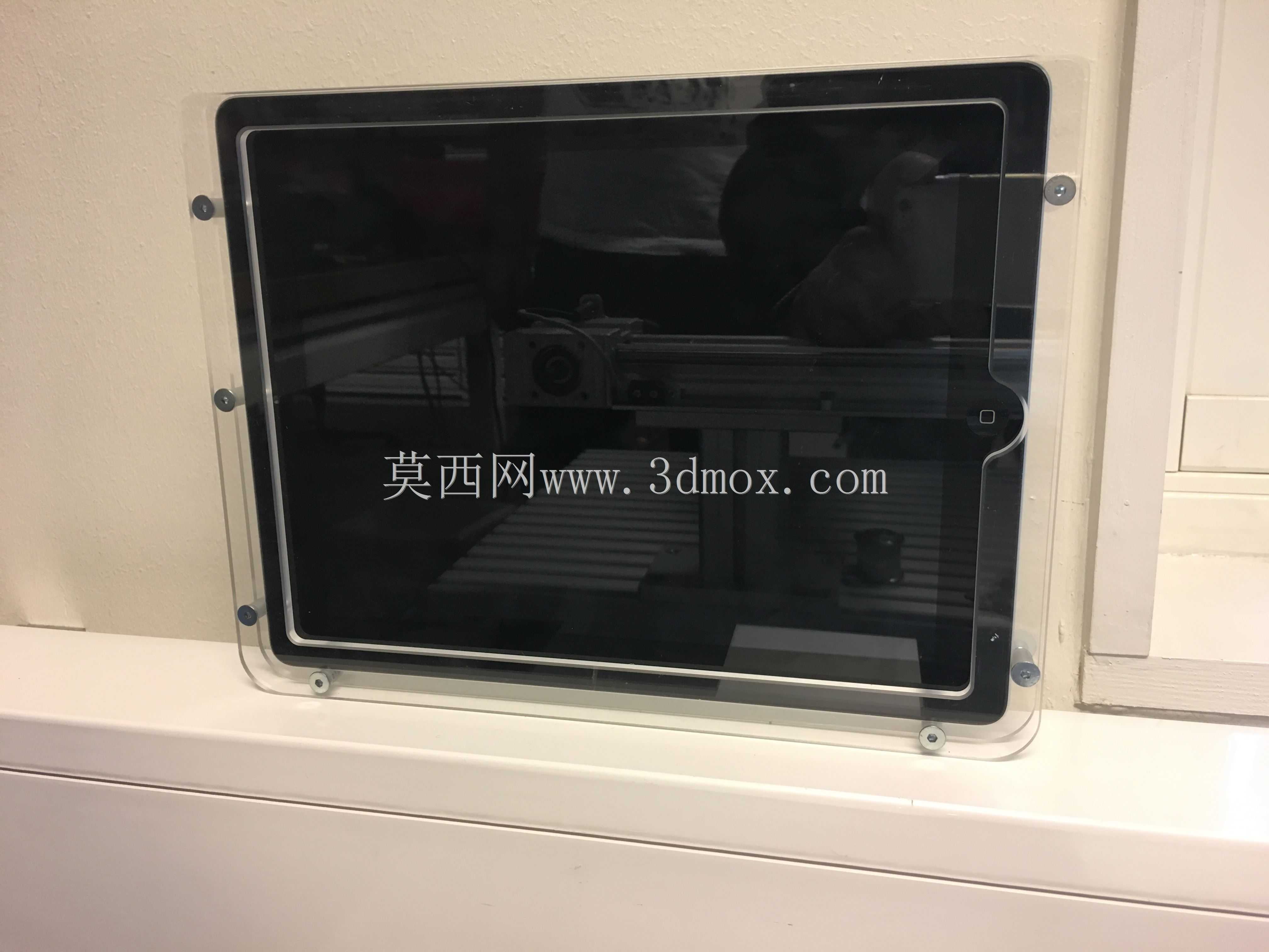 Ipad 亚克力壁挂架