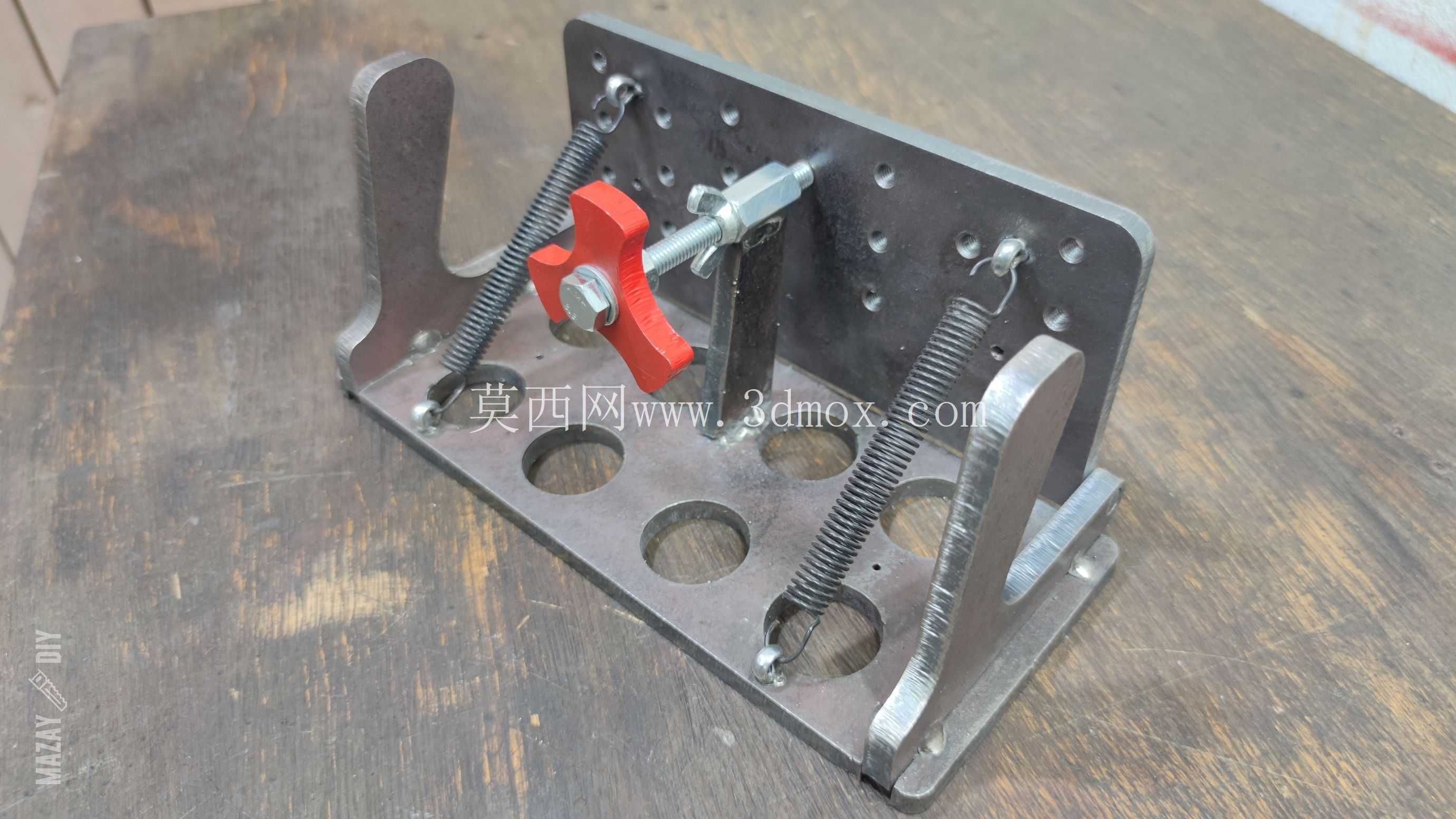 带式砂光机的刀斜角夹具