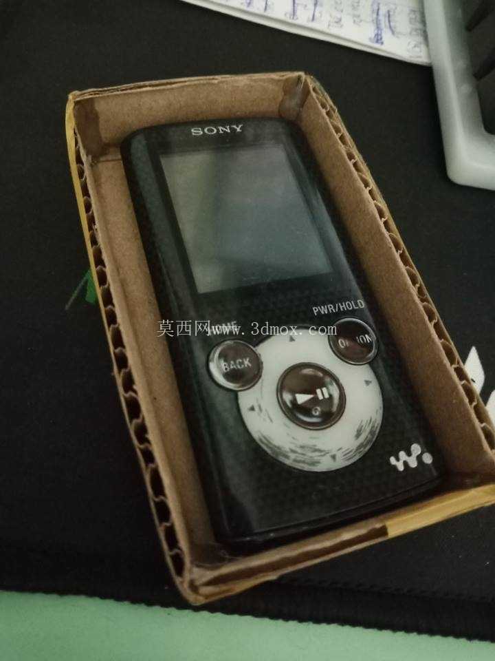  Sony Walkman E383 