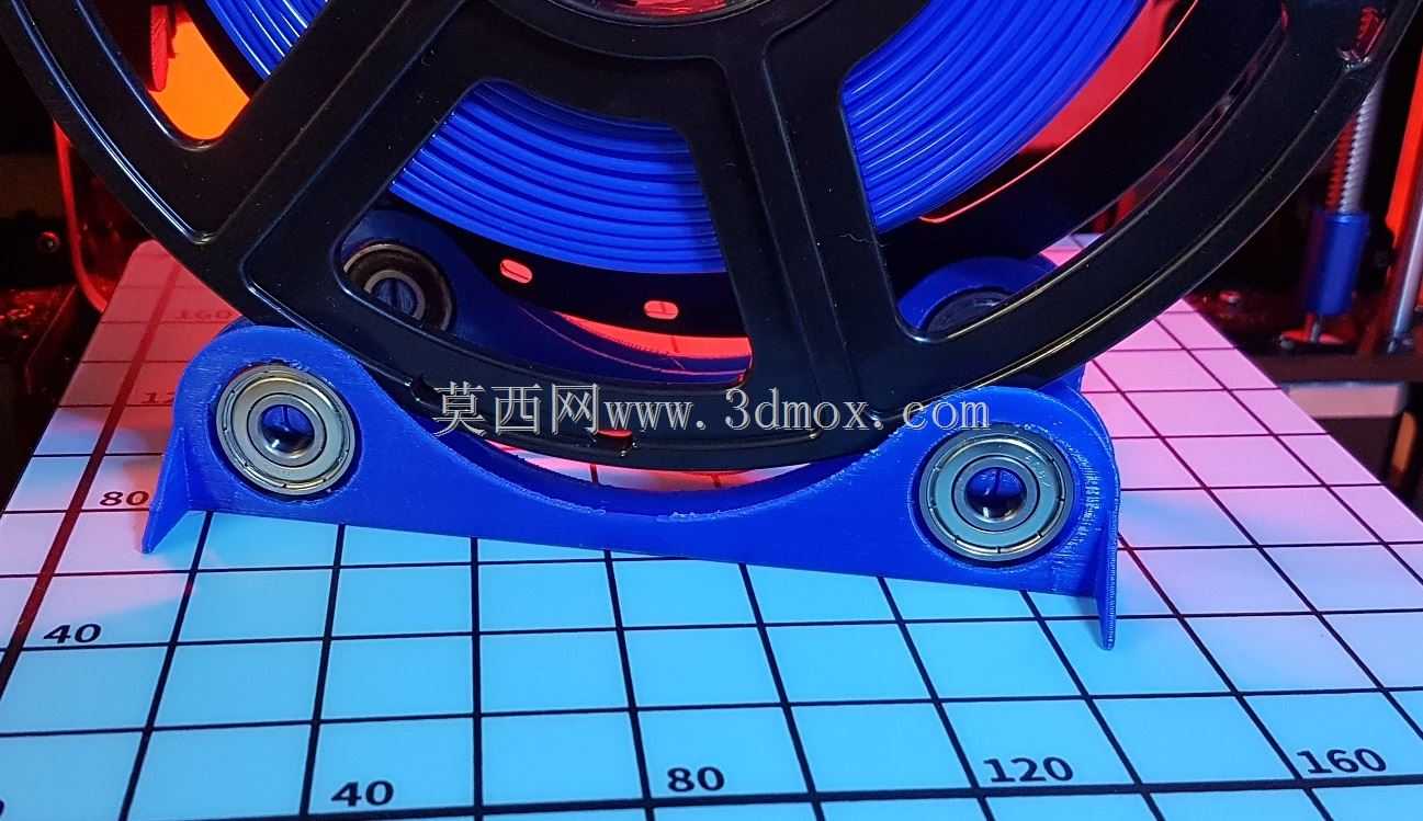 易于打印的通用灯丝线轴支架