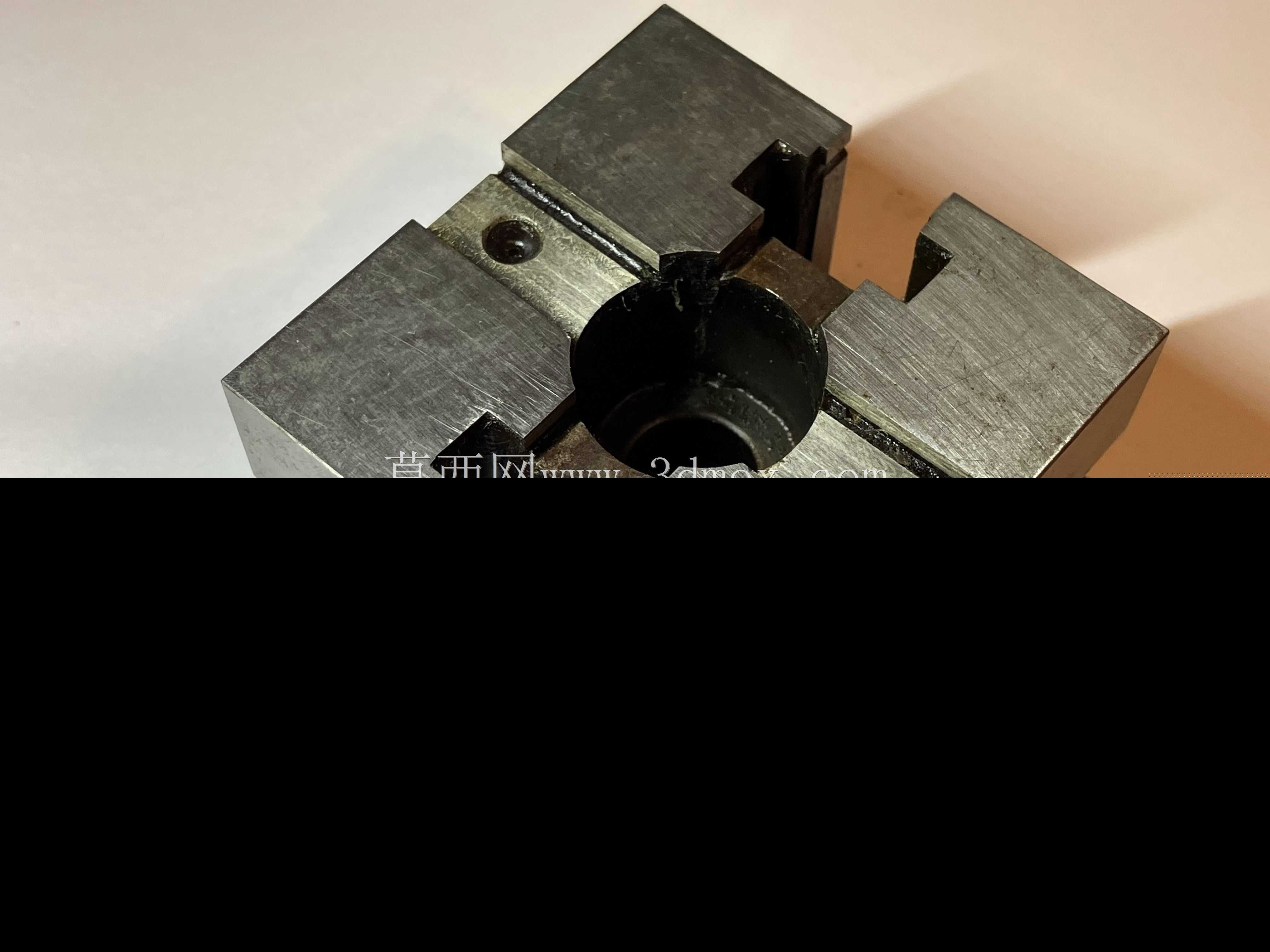  USP 12 Square Support 60x60��2��T-Slots 7033-220x 