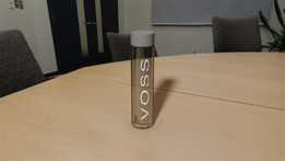 Voss 水瓶