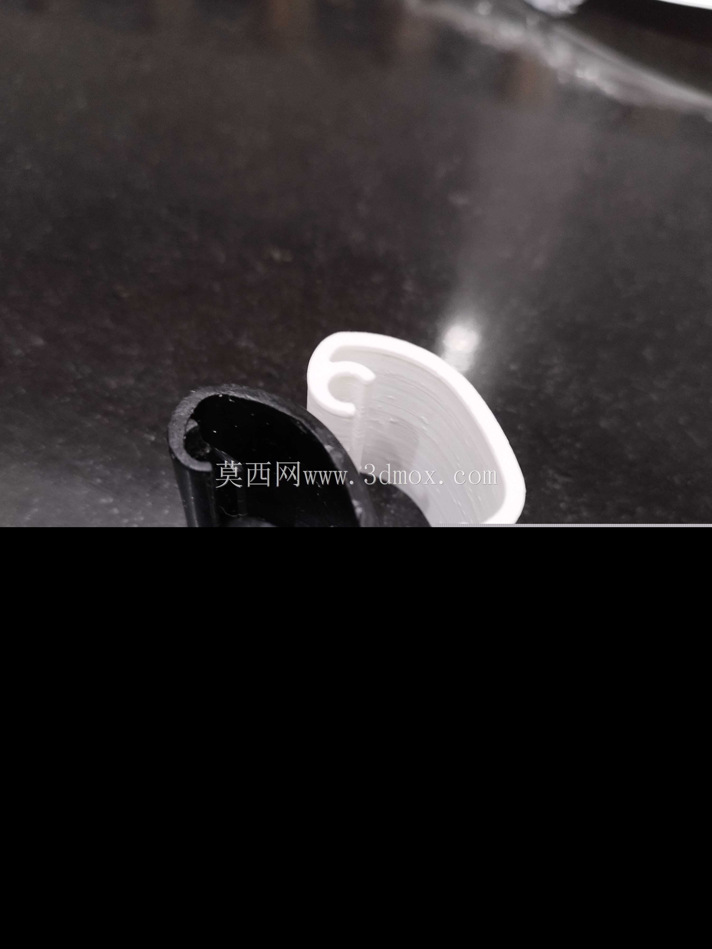 三明治机关闭闩锁
