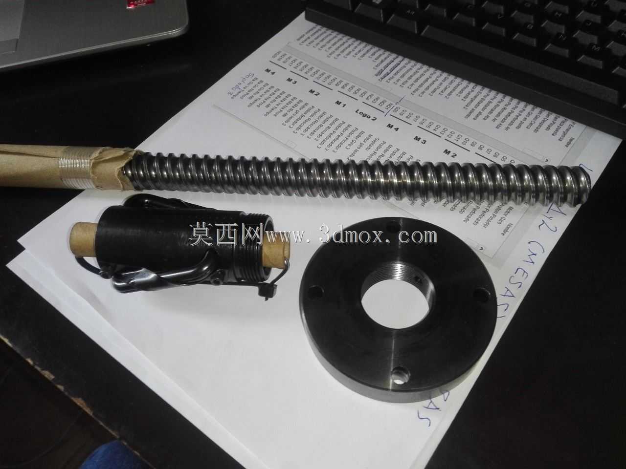 厨房锅的自动抛光--- Pulido自动de ollas de ollas