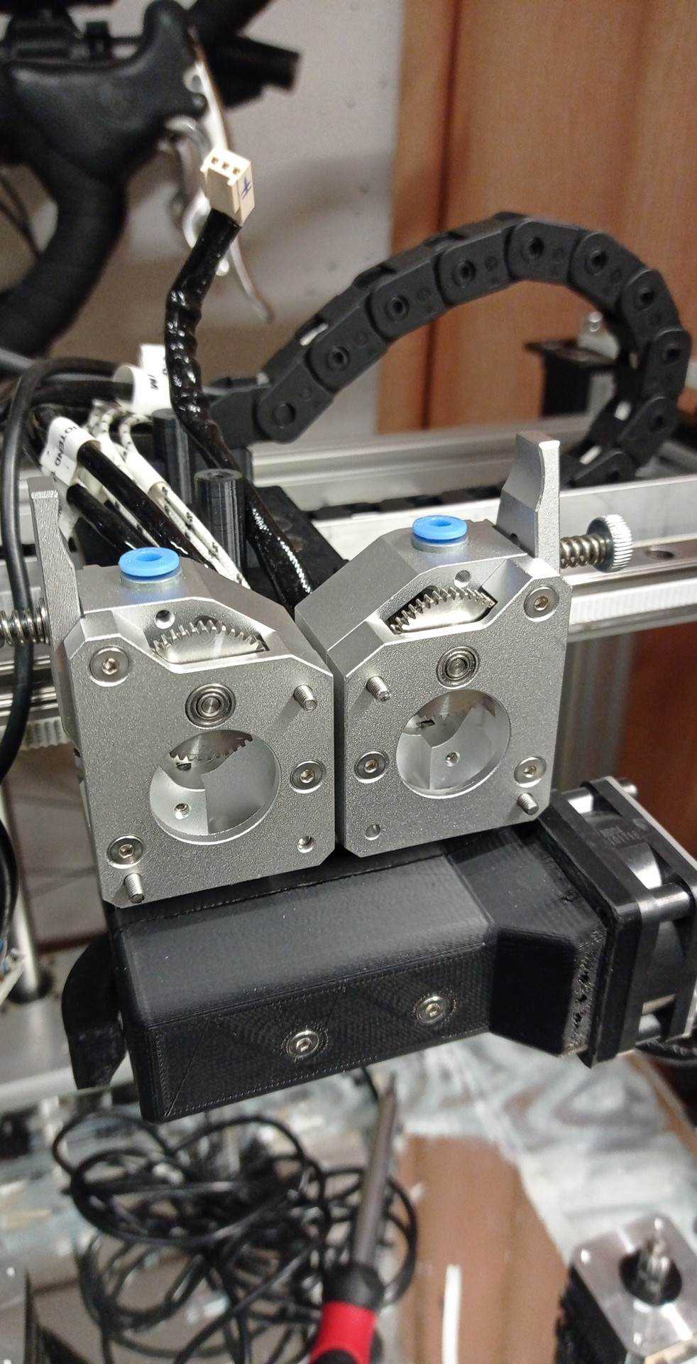 BMG双hotend 3D打印机