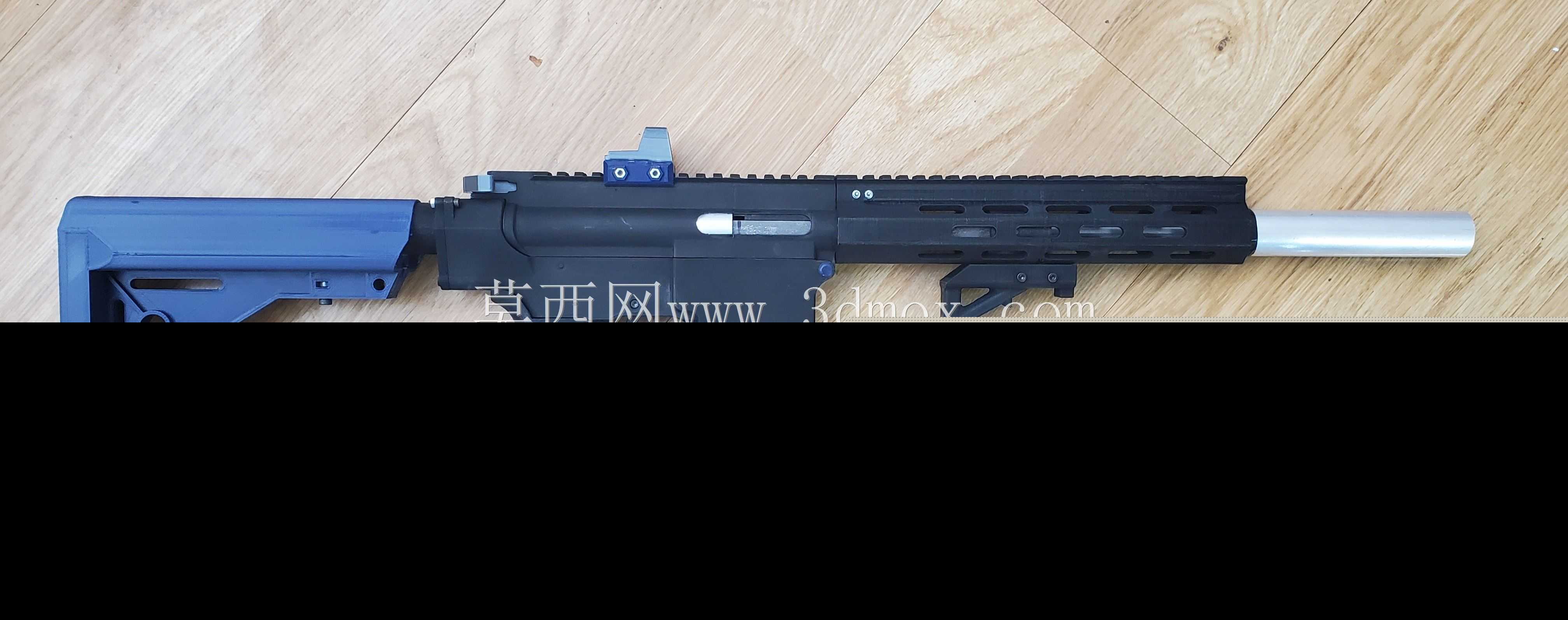 AR-15�͵���ʽ��ǹ