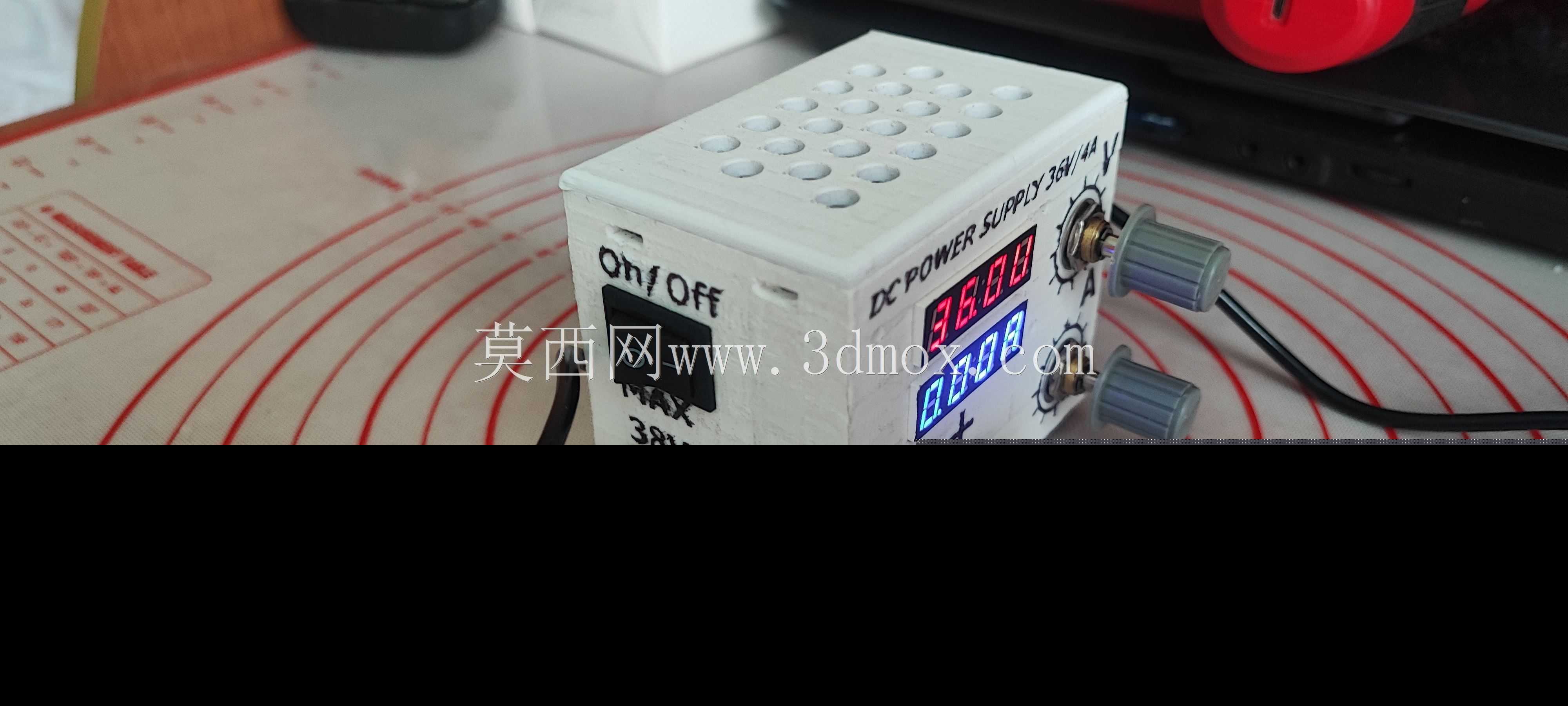 Недорогой,регулируемыйблокпиания36V 4A XL4015。价格低廉,可调节电源36V 4A XL4015