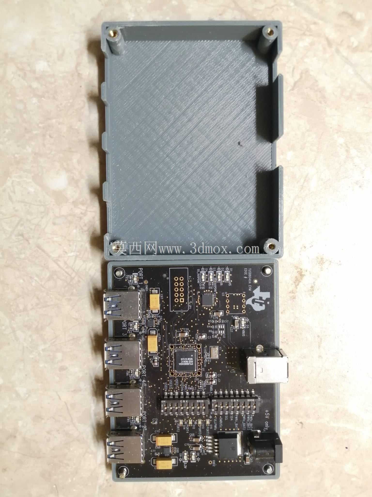 ������USB