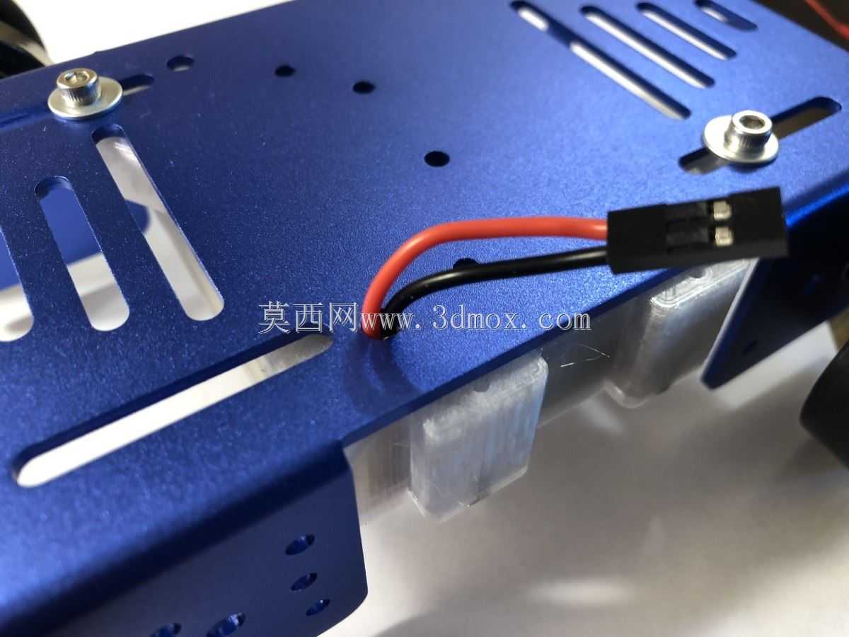 4节AA电池容器(或14500锂),带可拆卸盖子。