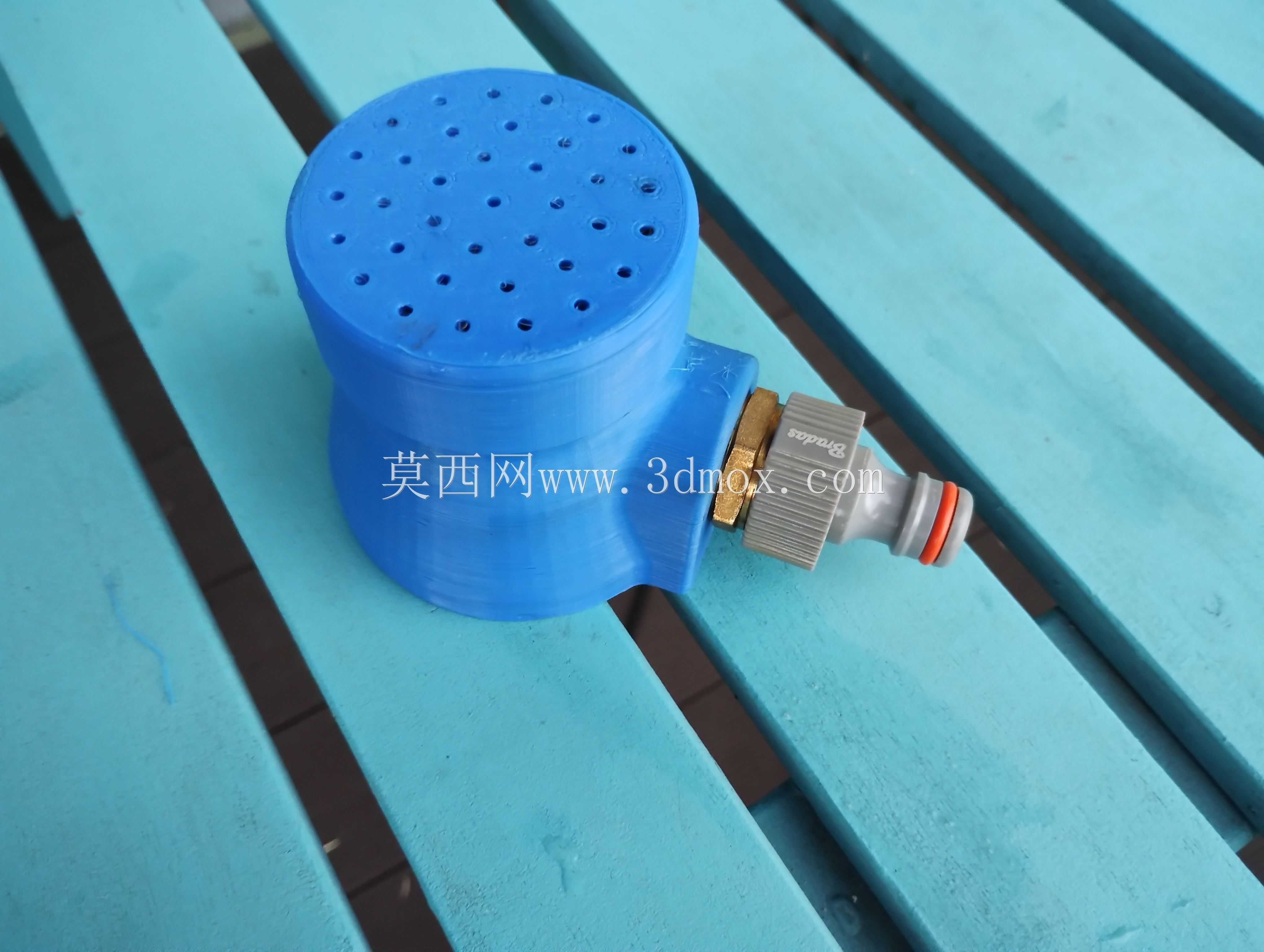 花园洒水器