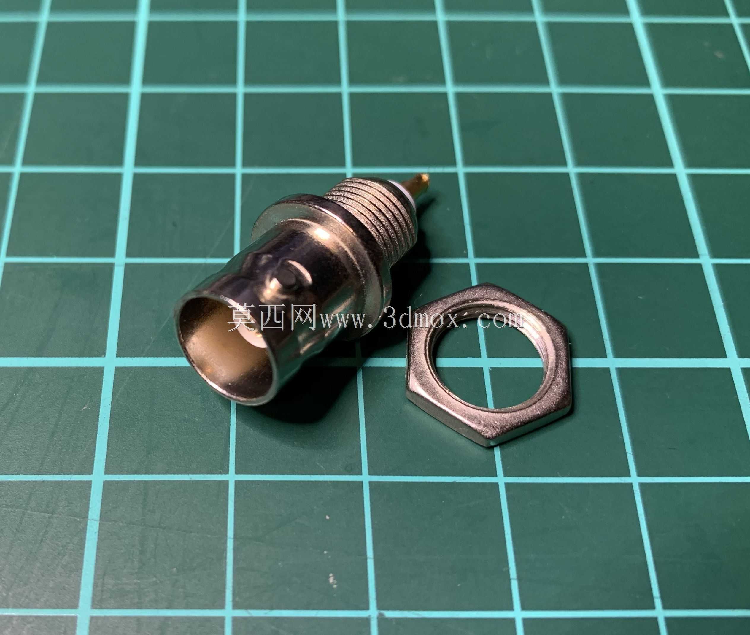 BNC连接器