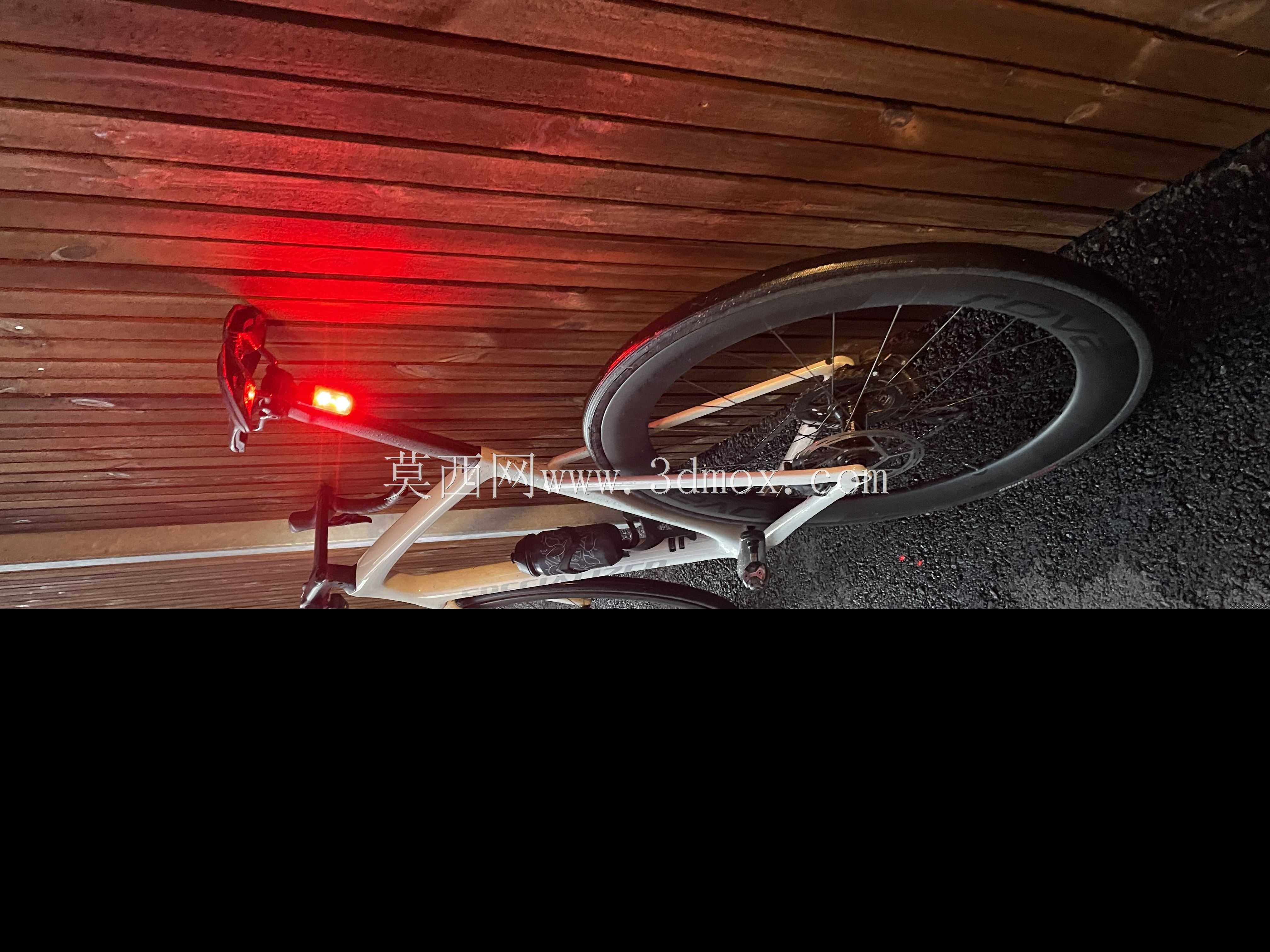 ����Speialized SL7��Stixβ��֧��