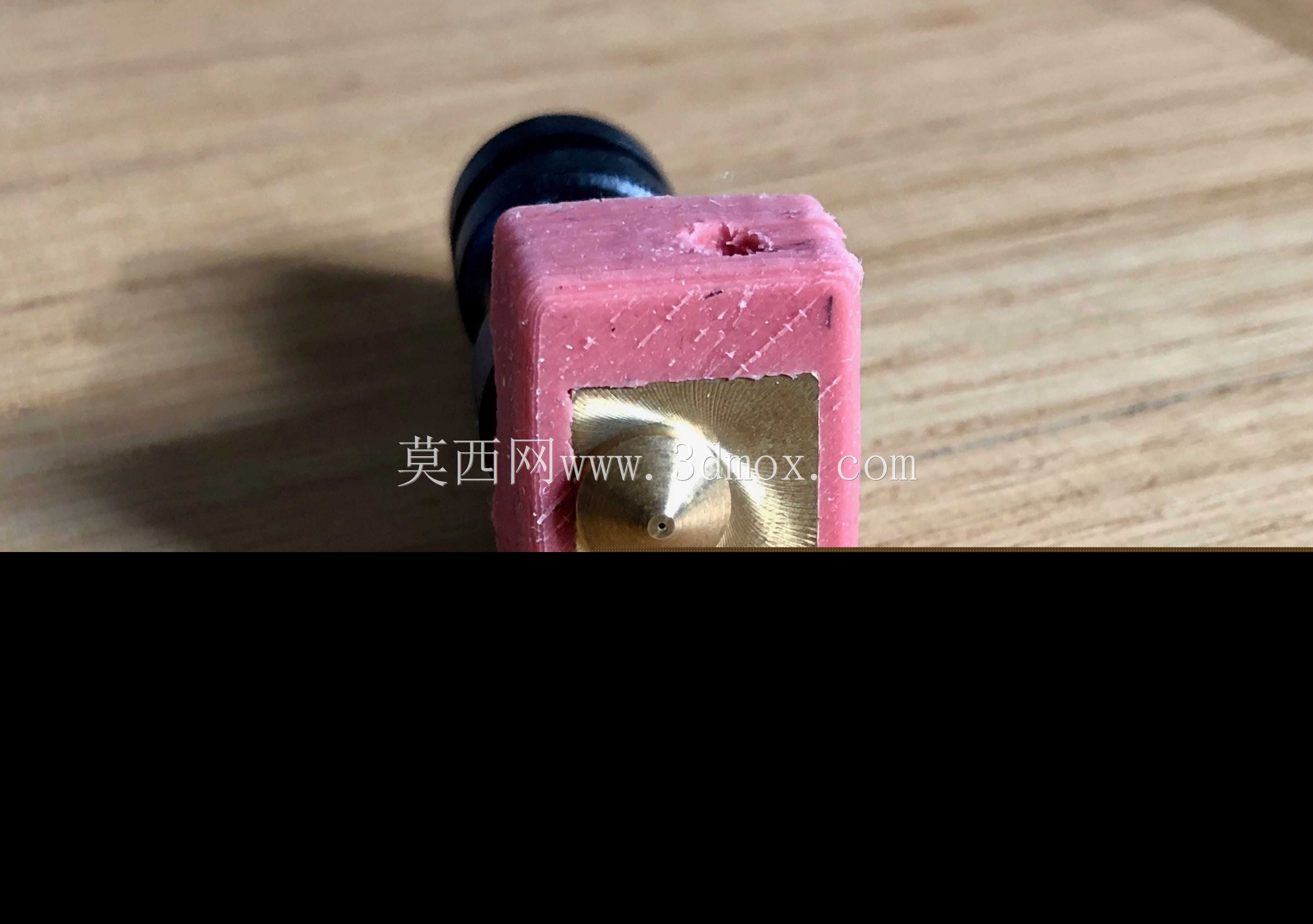Carbonoid��Jͷ�ȶ˹轺������ģ��