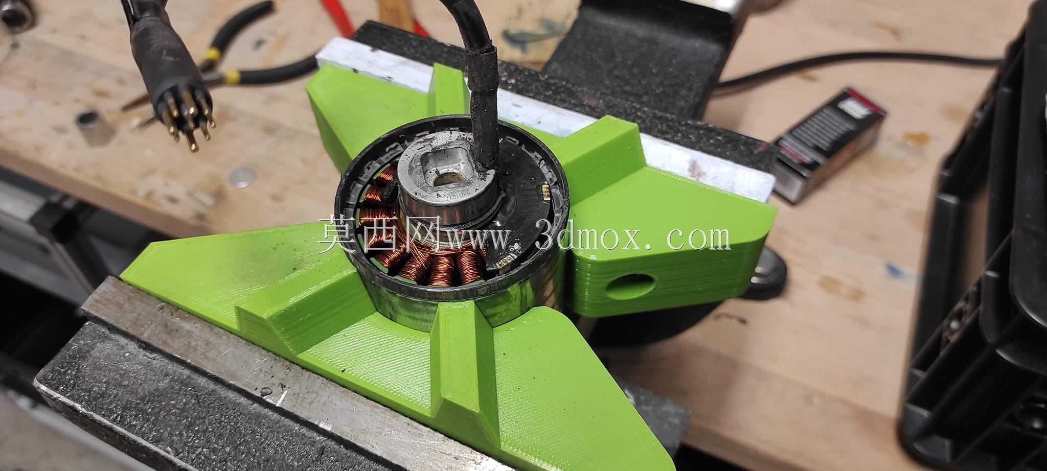 Backfire G2轮毂电机拆卸虎钳钳口