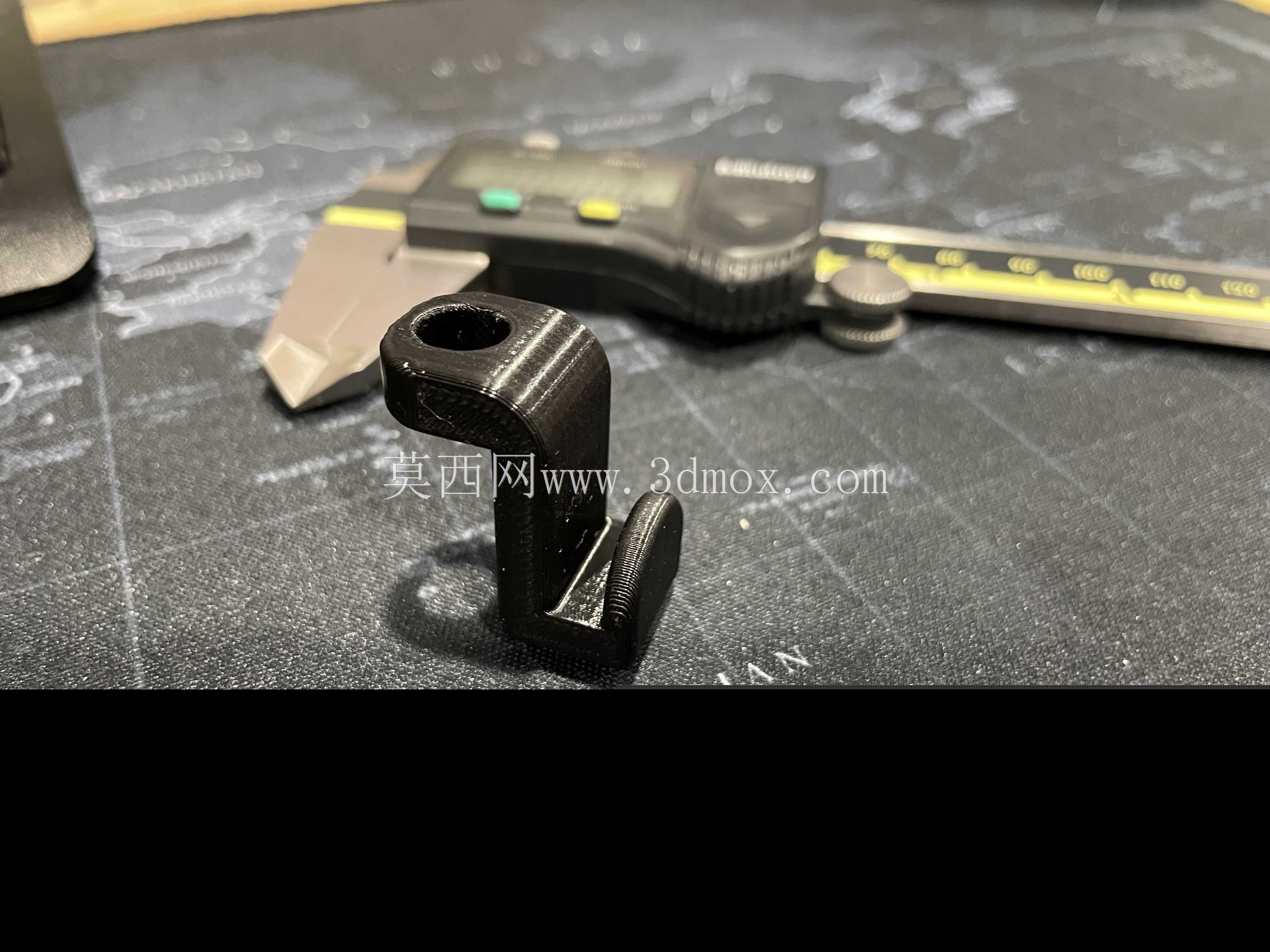 衣架挂钩的衣架挂钩
