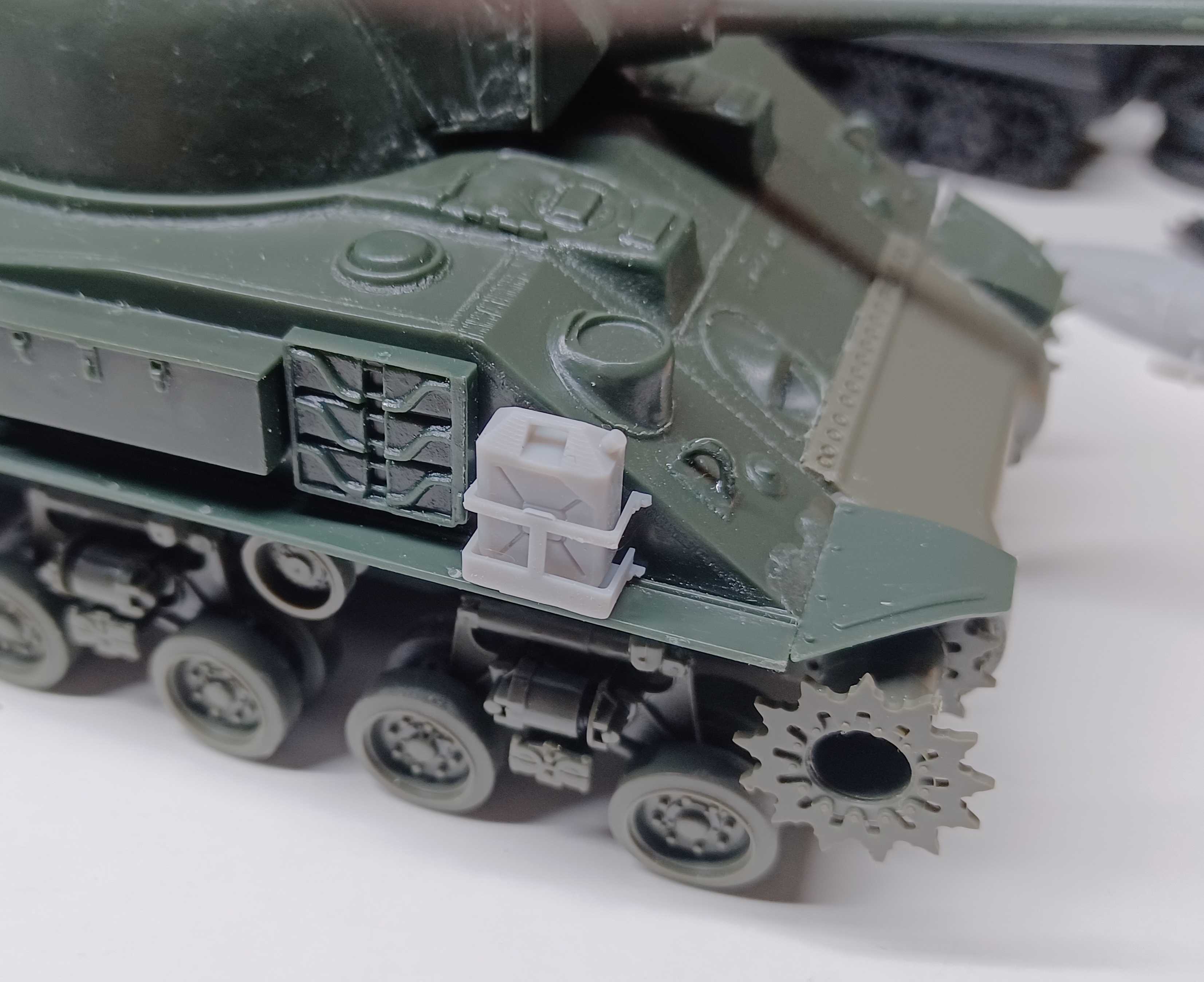 1/35 ���� M-50/51 ����л����̹����Ͱ֧��