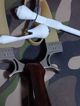 弹弓三联装 8mm 球形 Stundart D20 L150