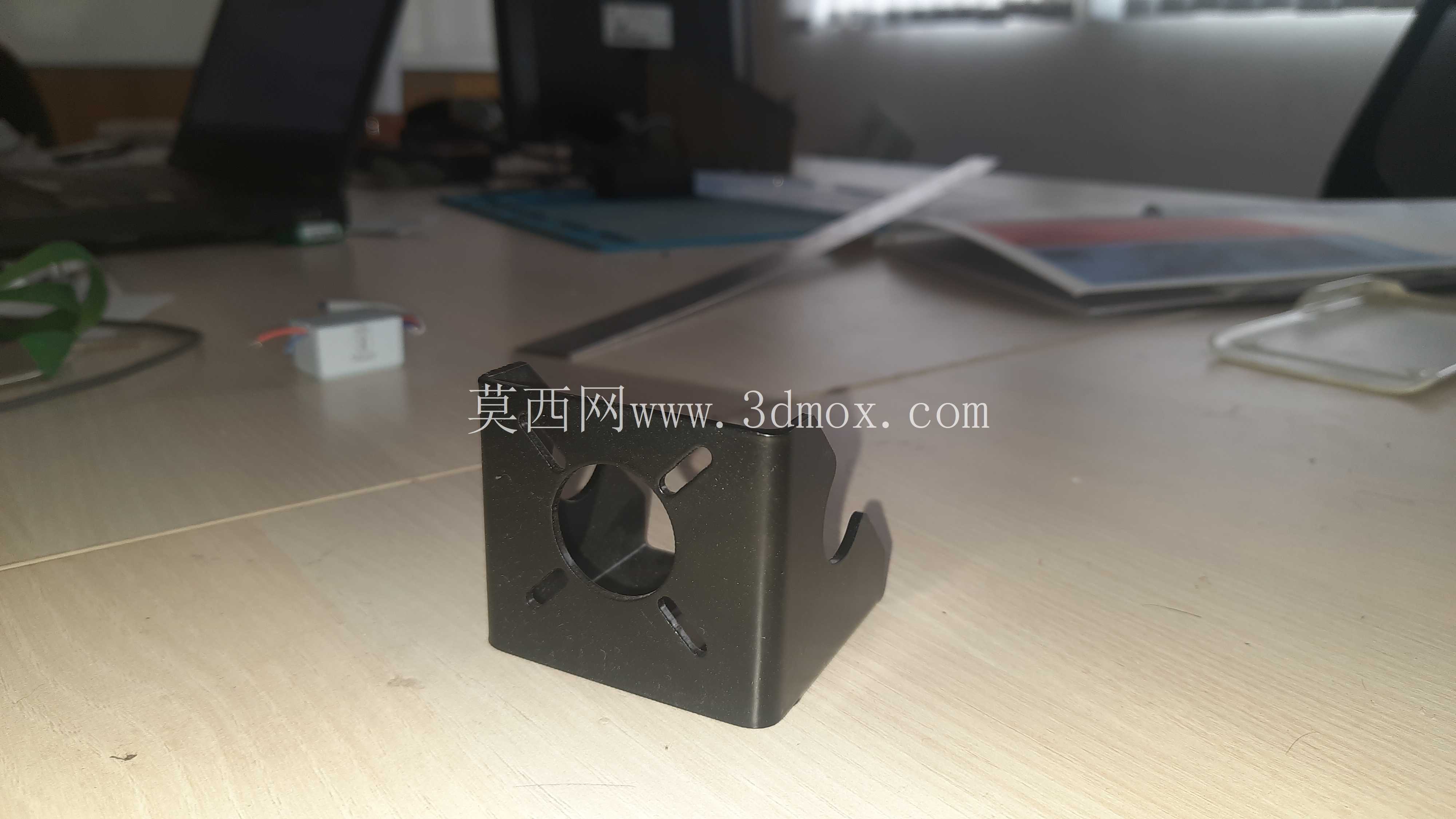 NEMA 17 �������֧��
