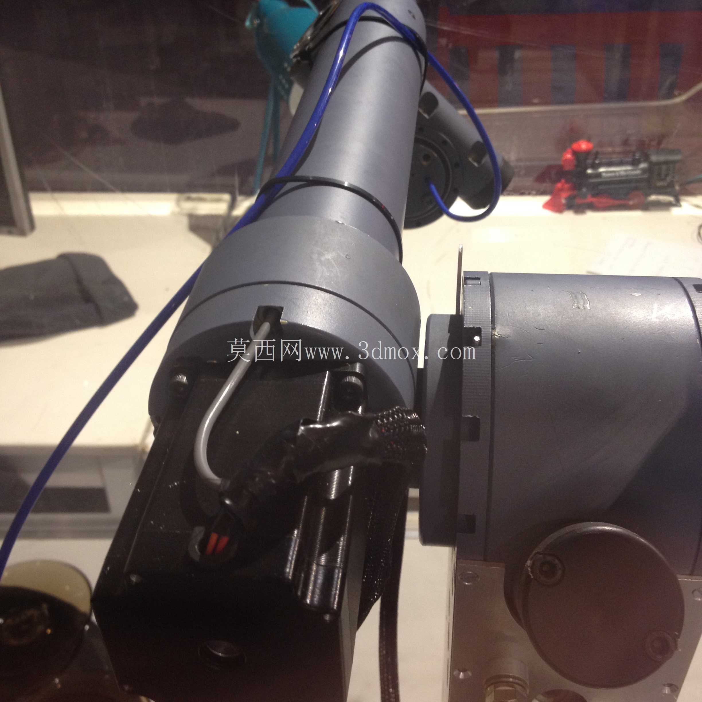 robot_arm_v1