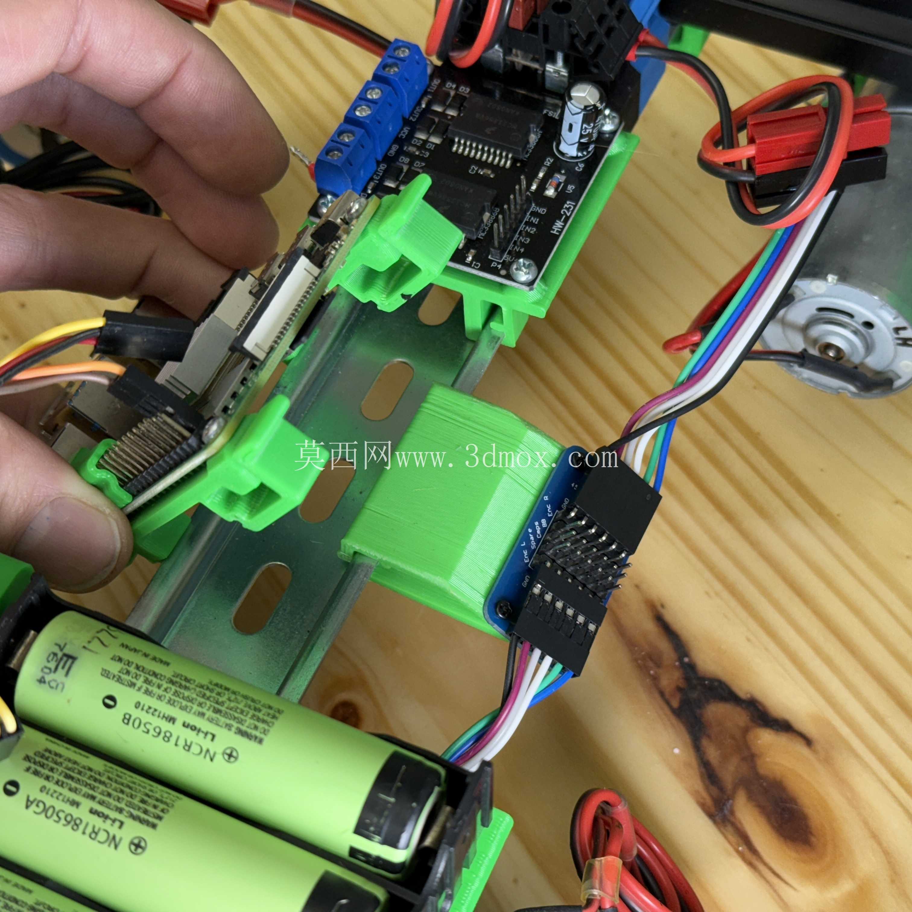 i2C_bus_bracket