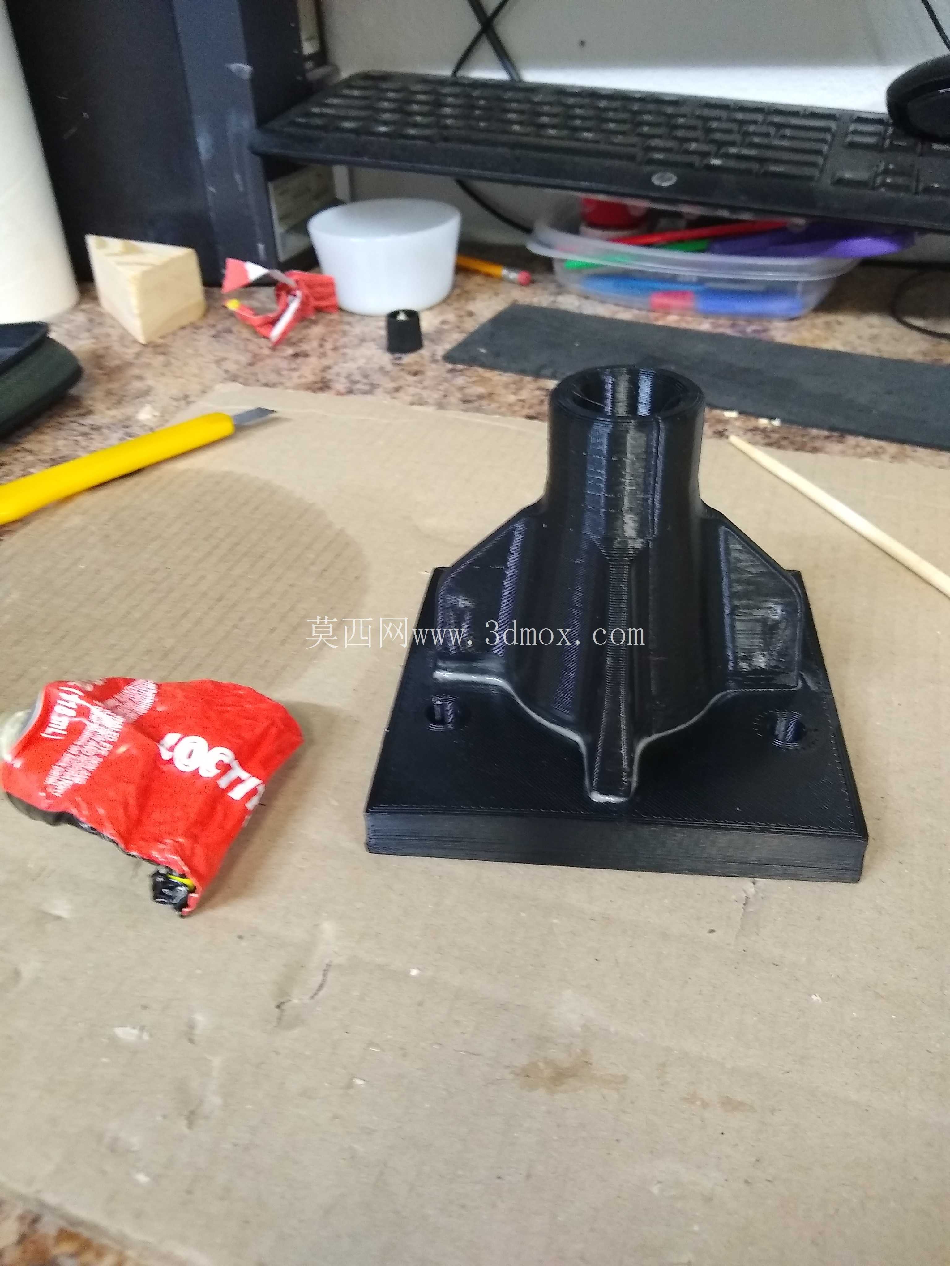 适用于 Retrax T 型槽的卡车货架组件