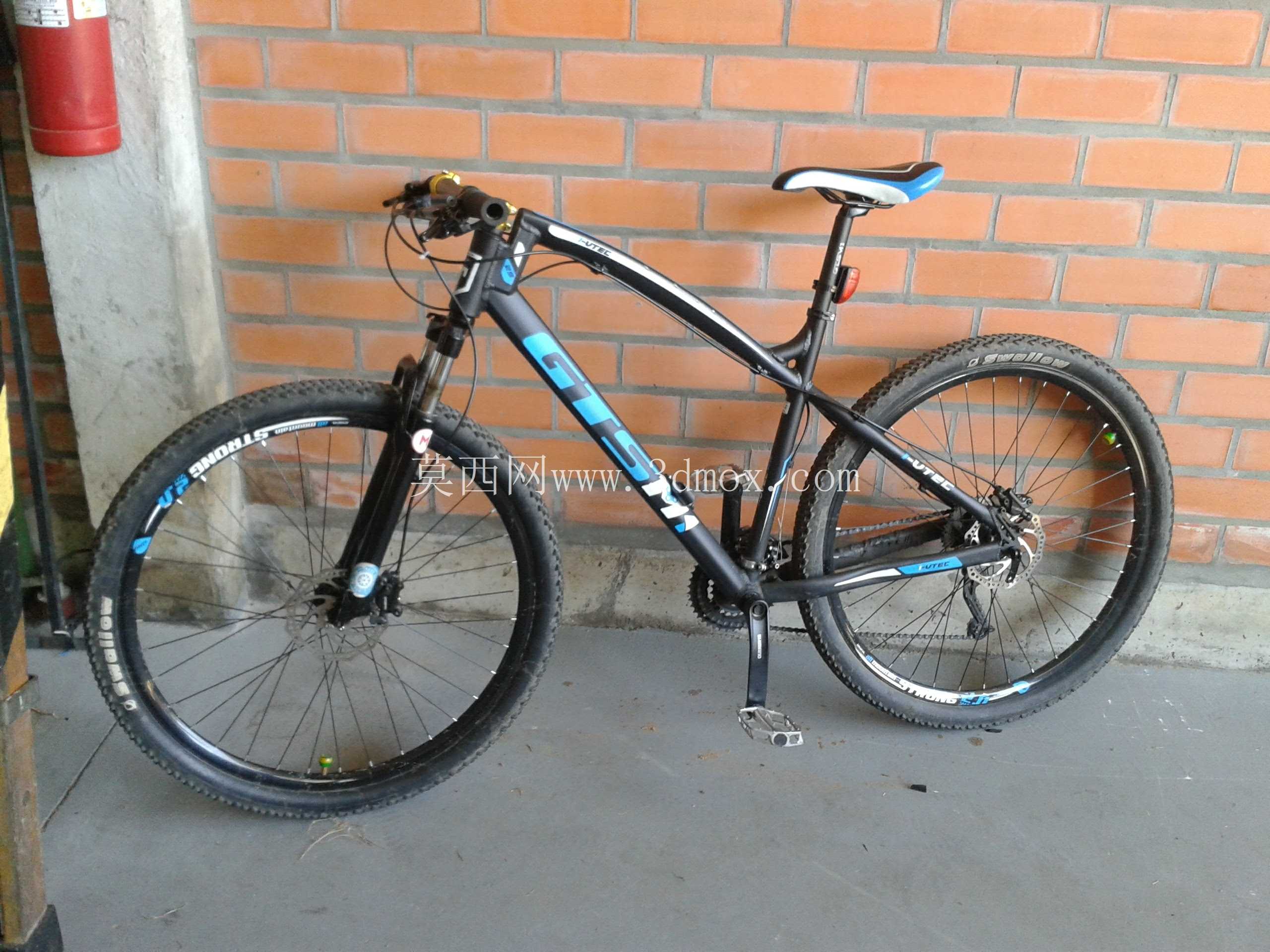 Gancheira ���г� GTS M1