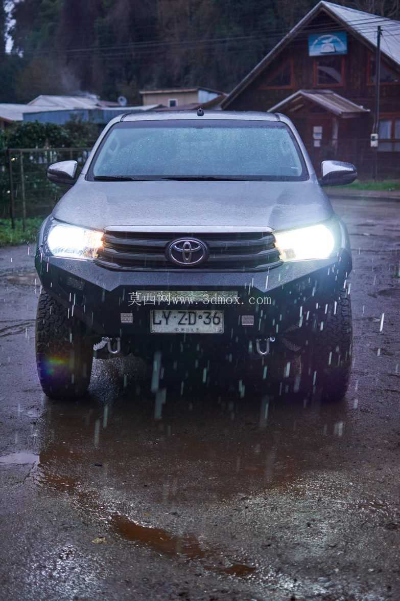 丰田 Hilux 2016 前保险杠