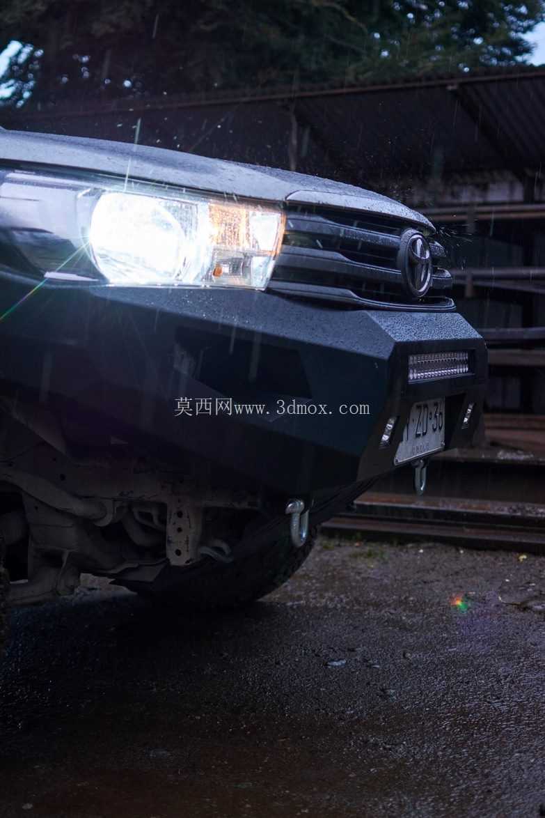 丰田 Hilux 2016 前保险杠