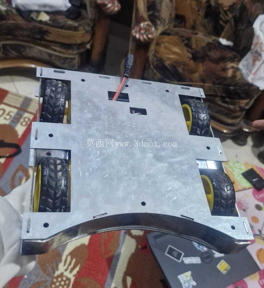 足球汽车机器人